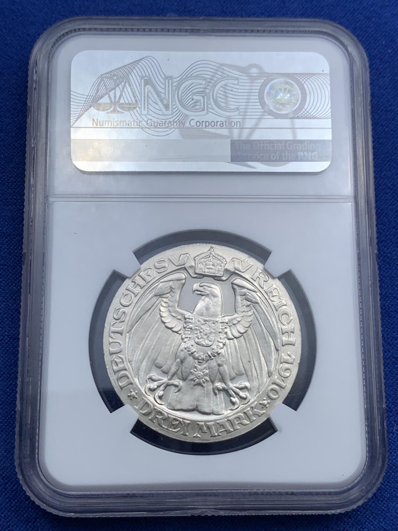 《竞宝斋》第290场- 周日，周一，周二 3场连拍 （全场包邮） NGC PF62 德国 普鲁士 1910年 柏林大学纪念 3马克 精制银币 精制不多见