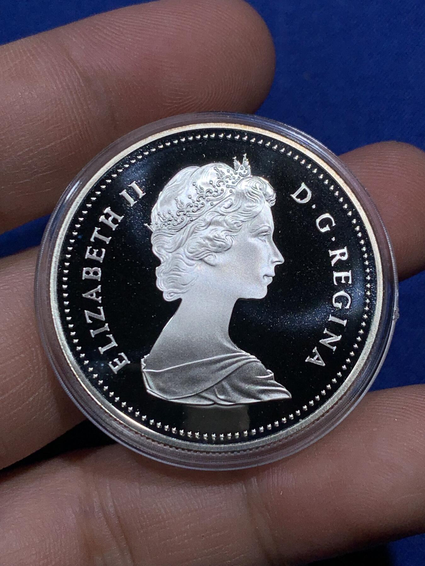 《竞宝斋》第290场- 周日，周一，周二 3场连拍 （全场包邮） 加拿大1982年里贾纳市成立100周年纪念银币