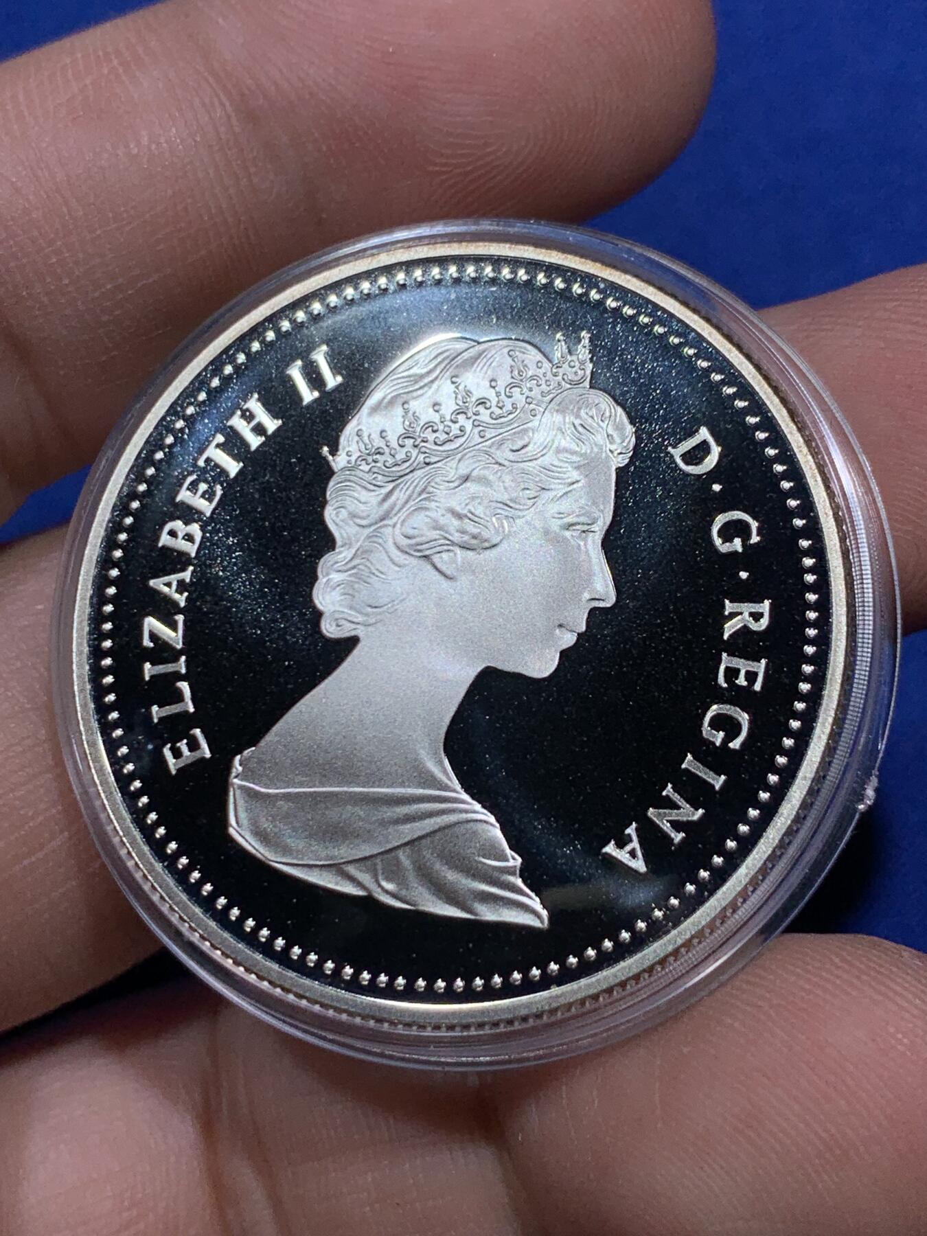 《竞宝斋》第290场- 周日，周一，周二 3场连拍 （全场包邮） 加拿大1982年里贾纳市成立100周年纪念银币