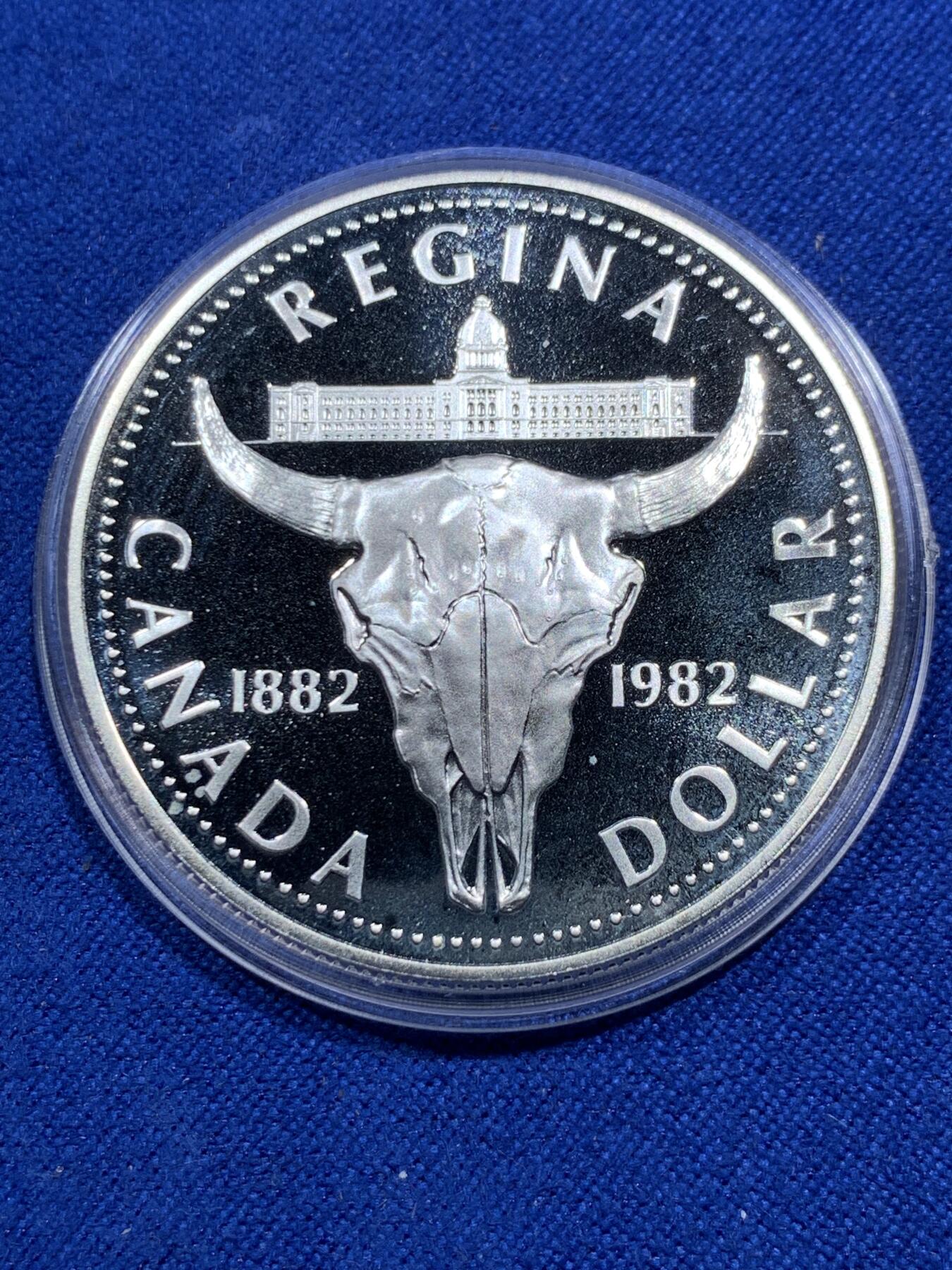 《竞宝斋》第290场- 周日，周一，周二 3场连拍 （全场包邮） 加拿大1982年里贾纳市成立100周年纪念银币