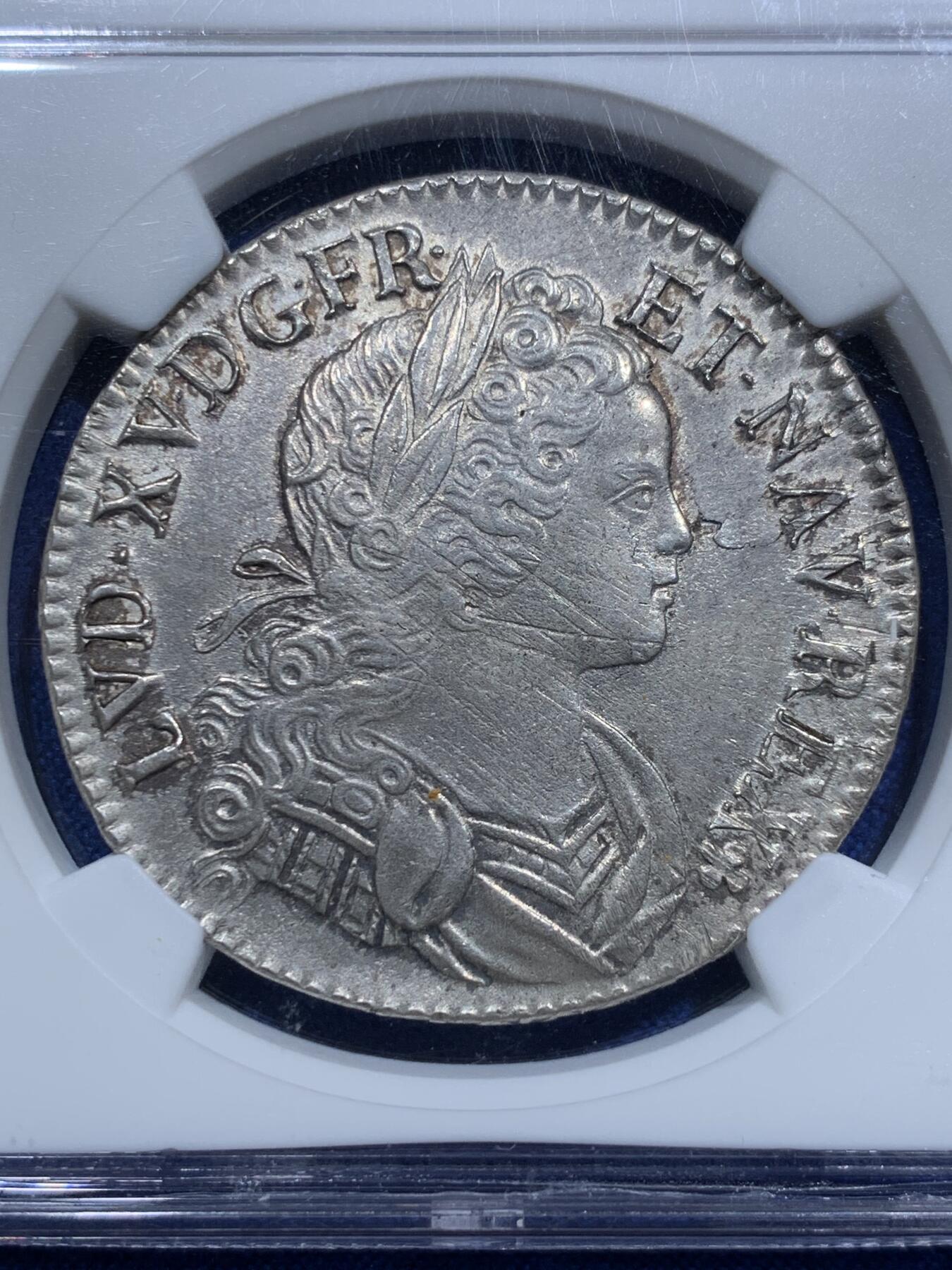 《竞宝斋》第290场- 周日，周一，周二 3场连拍 （全场包邮） NGC AU58 法国 1718 路易十五小孩大头版 埃居大银币 深打清晰 减重不多 比较不易