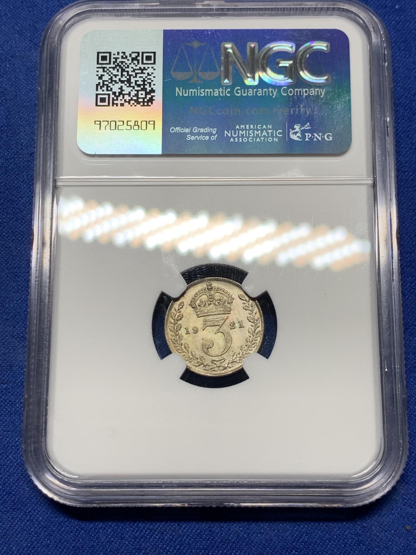 《竞宝斋》第290场- 周日，周一，周二 3场连拍 （全场包邮） NGC MS65 英国1921年乔治五世3便士银币 少见高分 一步到位 亚军分