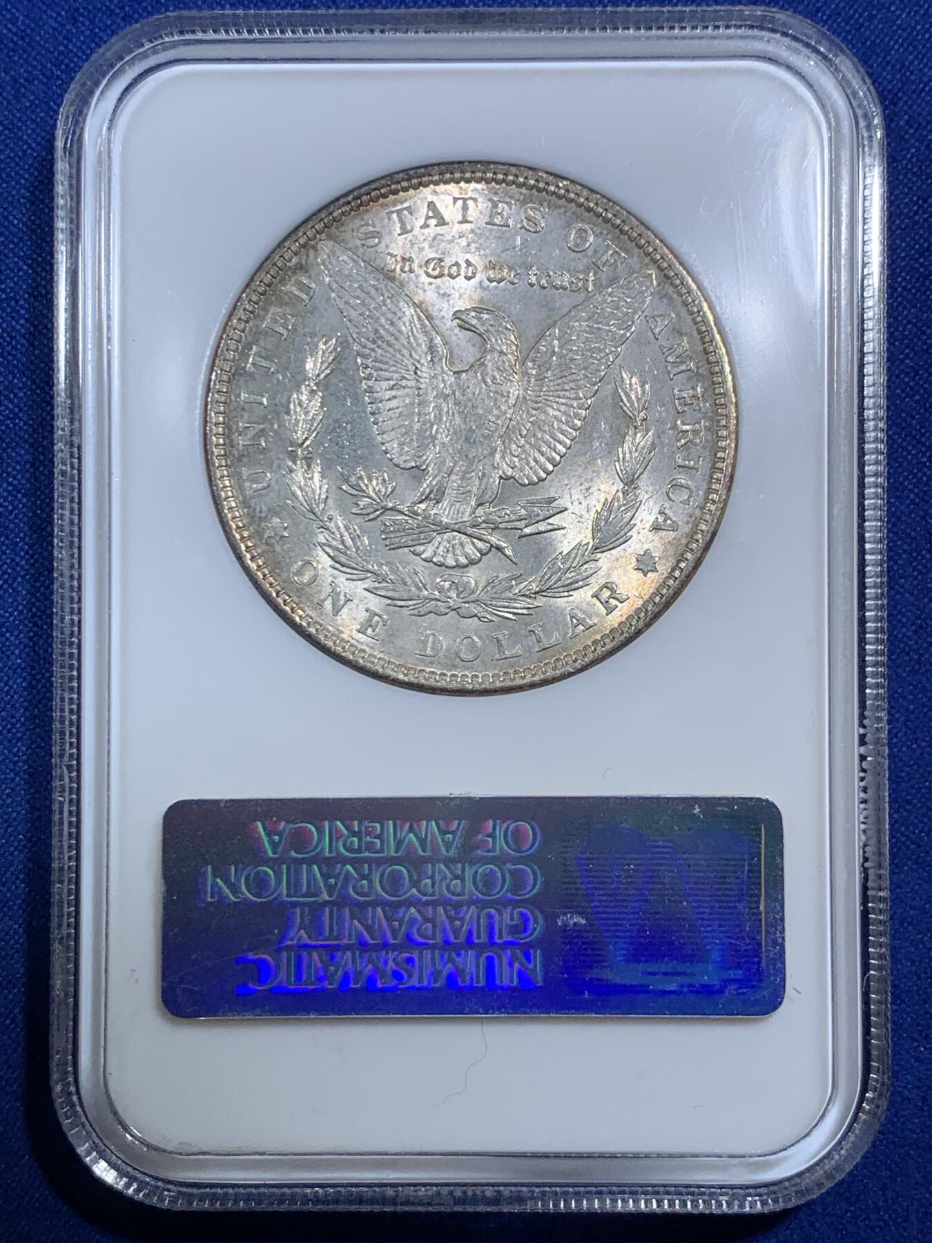 《竞宝斋》第290场- 周日，周一，周二 3场连拍 （全场包邮） NGC MS63 美国1887年摩根银币 漂亮包浆 1990年-1993年的老盒子 镭射标完整 难得一见的老盒子