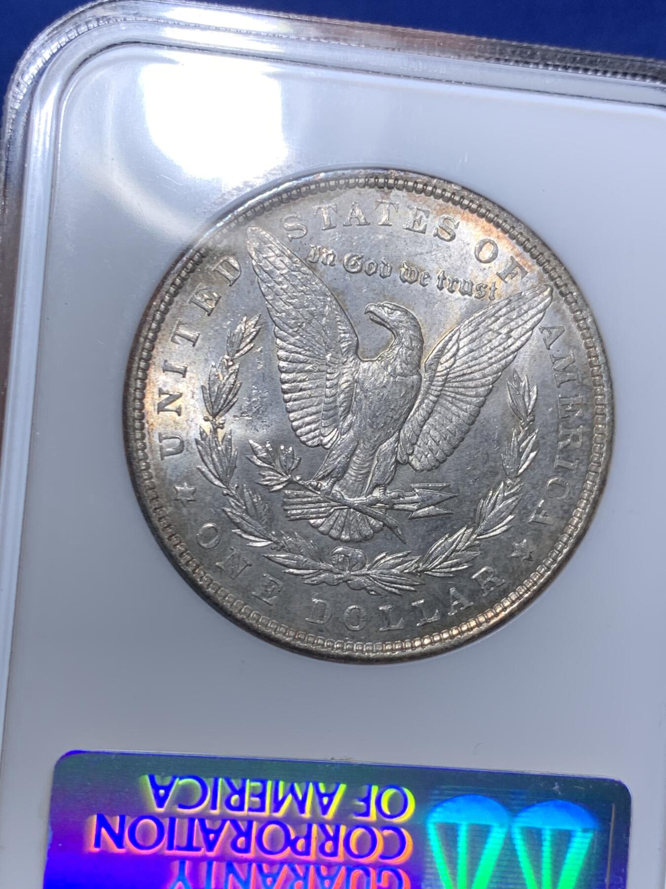 《竞宝斋》第290场- 周日，周一，周二 3场连拍 （全场包邮） NGC MS63 美国1887年摩根银币 漂亮包浆 1990年-1993年的老盒子 镭射标完整 难得一见的老盒子