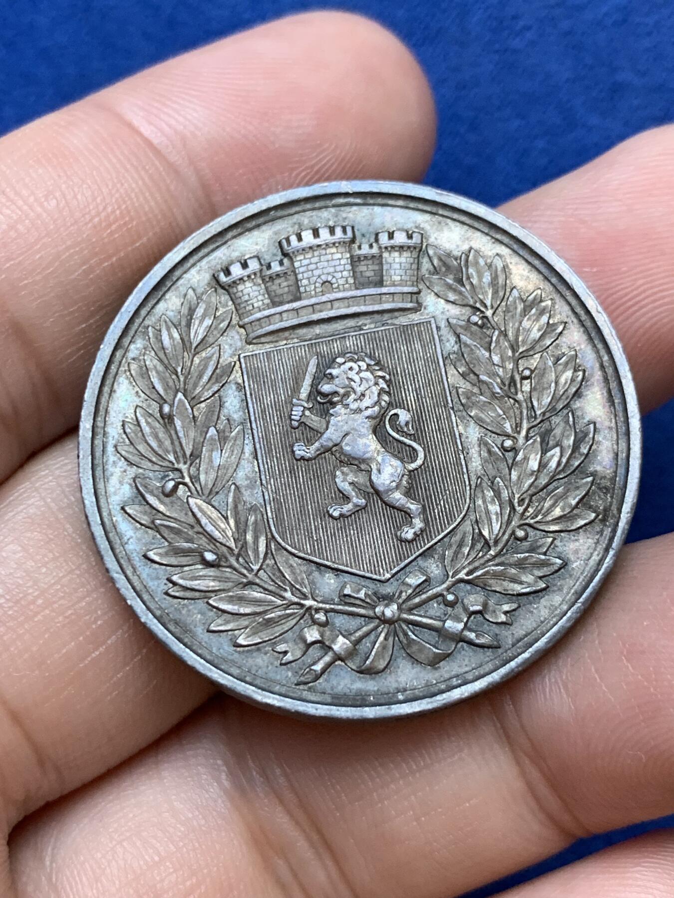 《竞宝斋》第291场- 周日，周一，周二 3场连拍 （全场包邮） 法国银质jeton，里昂经纪人，21.61g，35.6mm，手指边铭