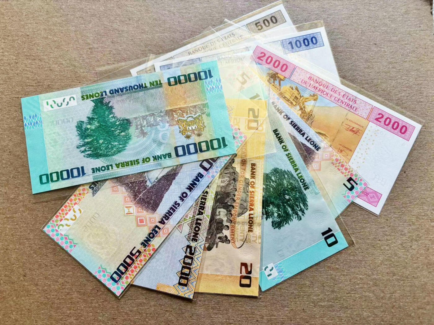 【Blue Auction】✨世界纸币精拍第511期【精】 【一组9张】中非共同体、塞拉利昂纸币一组 全新UNC