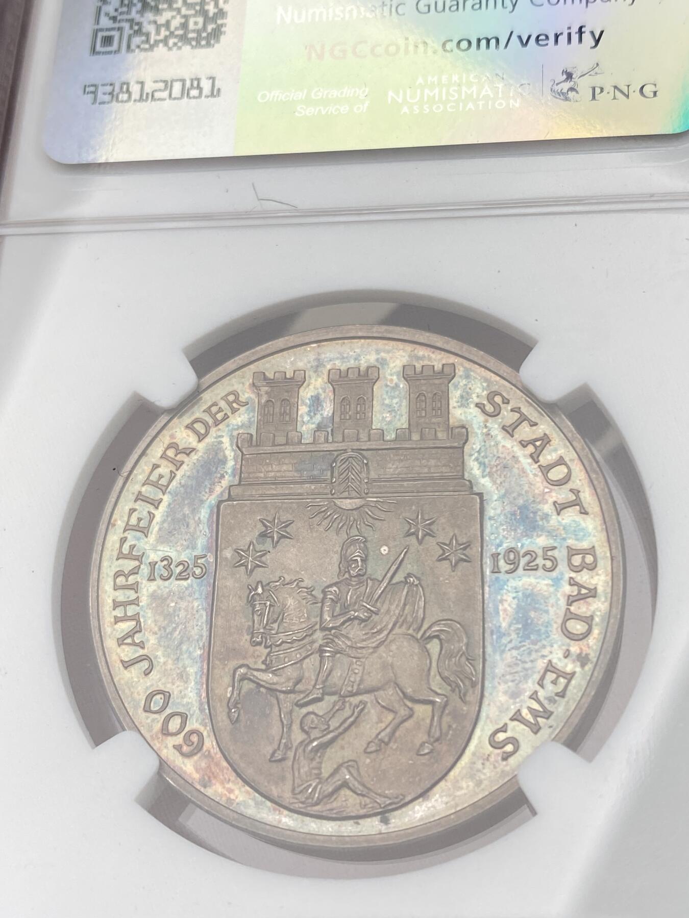 万国钱币拍卖第030期（万国三十期纪念大拍） NGC MS64 1925年德国巴特埃姆斯建城600周年纪念景观银章 超炫原盒七彩包浆 巴特埃姆斯城市盾徽