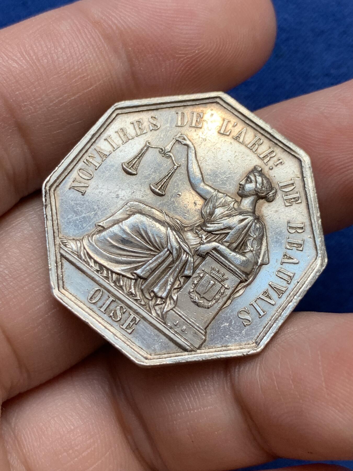 《竞宝斋》第291场- 周日，周一，周二 3场连拍 （全场包邮） 法国瓦茨省博韦公证人八角银质代币，14.51g，32mm，蜜蜂边铭