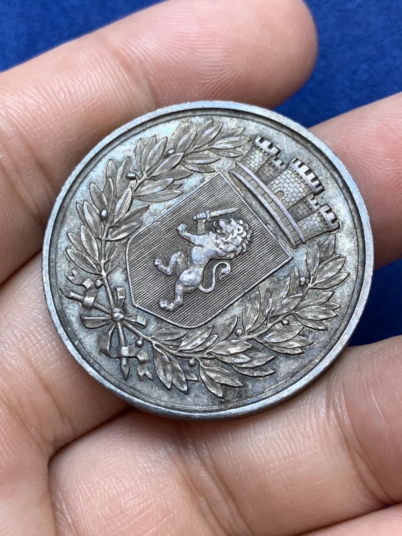 《竞宝斋》第291场- 周日，周一，周二 3场连拍 （全场包邮） 法国银质jeton，里昂经纪人，21.61g，35.6mm，手指边铭