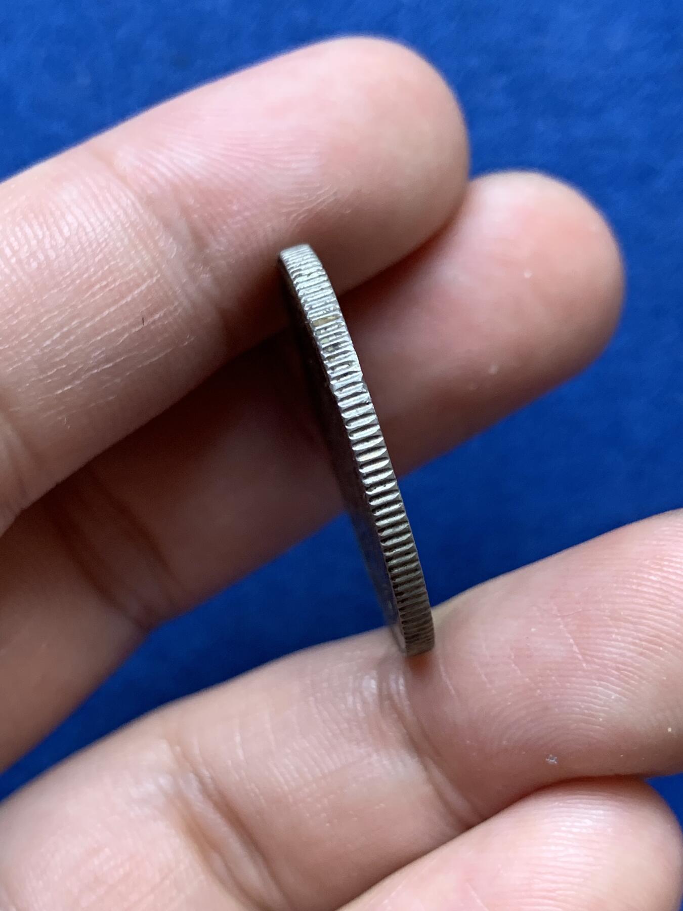 《竞宝斋》第290场- 周日，周一，周二 3场连拍 （全场包邮） 比利时1856年独立2法郎银币 稀见品种