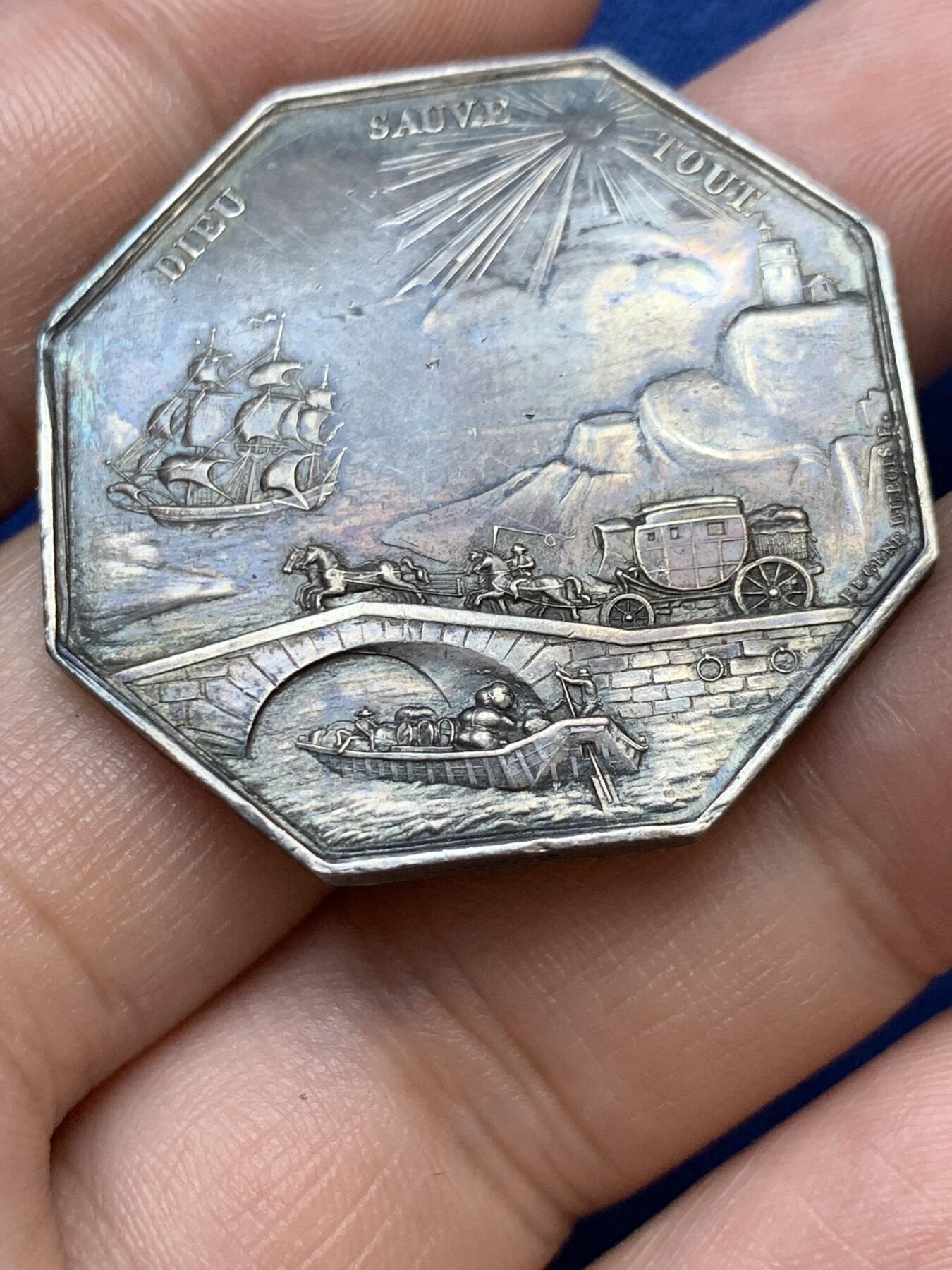 《竞宝斋》第291场- 周日，周一，周二 3场连拍 （全场包邮） 法国巴黎特定保险会议八角银质代币，19.33g，36mm，1842-1845船首边铭