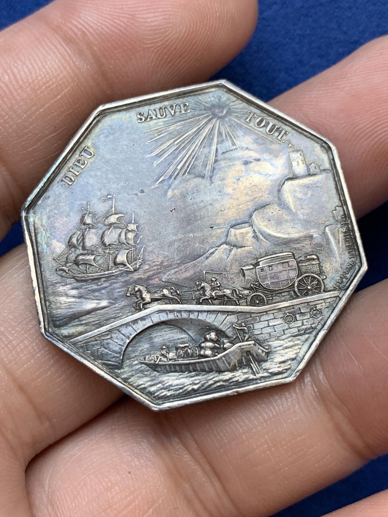 《竞宝斋》第291场- 周日，周一，周二 3场连拍 （全场包邮） 法国巴黎特定保险会议八角银质代币，19.33g，36mm，1842-1845船首边铭