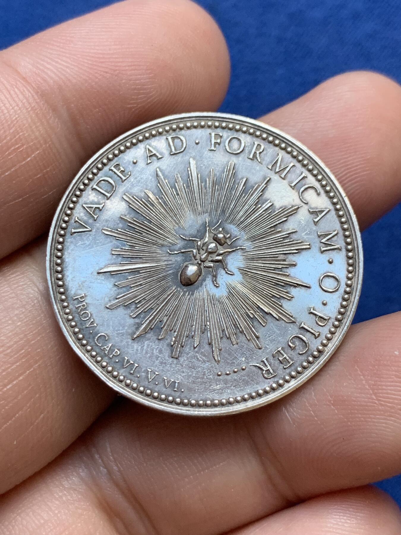 《竞宝斋》第291场- 周日，周一，周二 3场连拍 （全场包邮） 法国里昂储蓄银行银质代币，9.68g，32.5mm，手指边铭