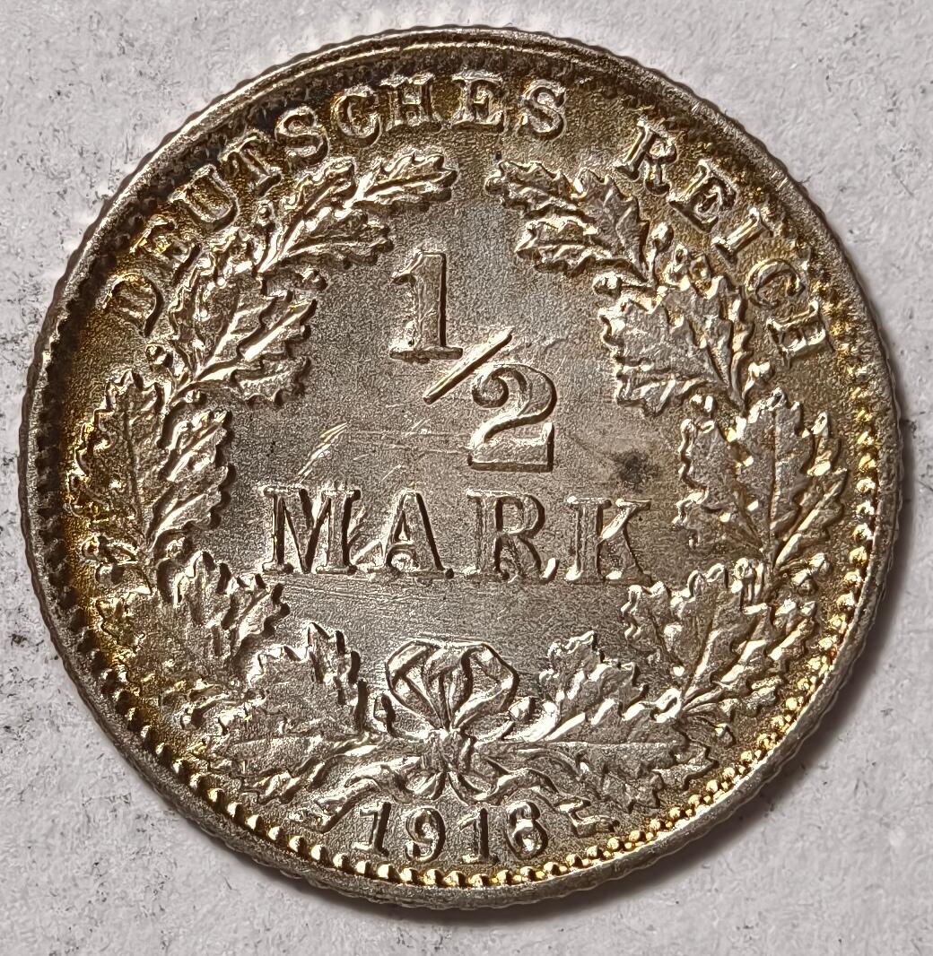 紫瑗钱币——第410期 德国 1916年 G版 第二帝国 1/2马克 银币 2.77克 0.9银 UNC