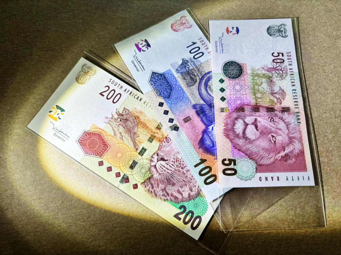 【Blue Auction】✨世界纸币精拍第511期【精】 【一组3张】南非 50-100-200兰特 全新UNC