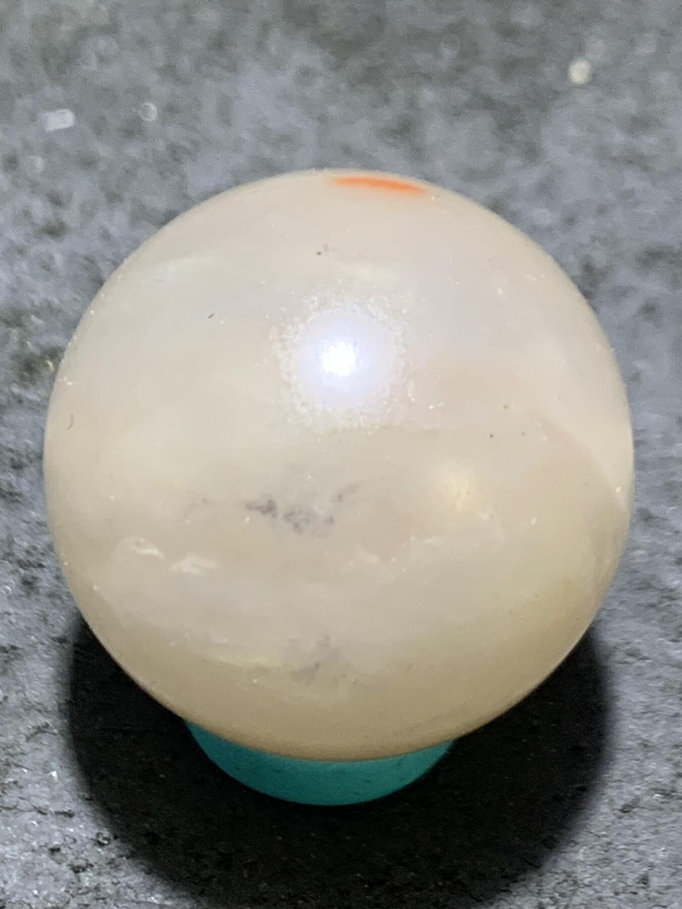 精美亚光高玉化金丝玉圆珠一颗，