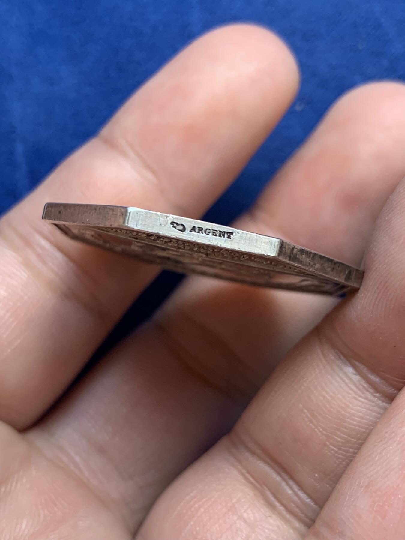 《竞宝斋》第291场- 周日，周一，周二 3场连拍 （全场包邮） 法国八角银质代币，克莱蒙公证处，15.94g，33.7mm，丰饶角边铭