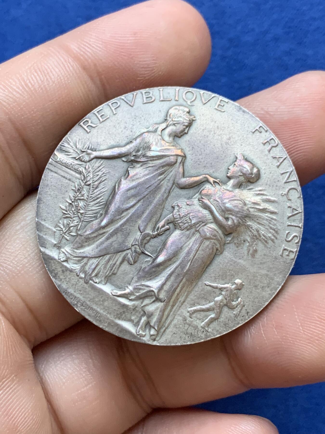 《竞宝斋》第291场- 周日，周一，周二 3场连拍 （全场包邮） 法国巴黎农业协会银章，36.48g，41mm，丰饶角1ARGENT边铭