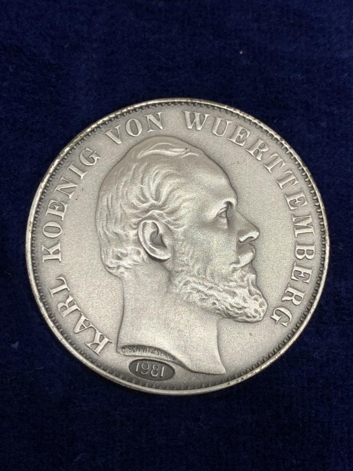 《竞宝斋》第290场- 周日，周一，周二 3场连拍 （全场包邮） 德国1982年复刻版999纯银磨砂泰勒全集带证书配实木盒 单枚重量11.9克左右*12