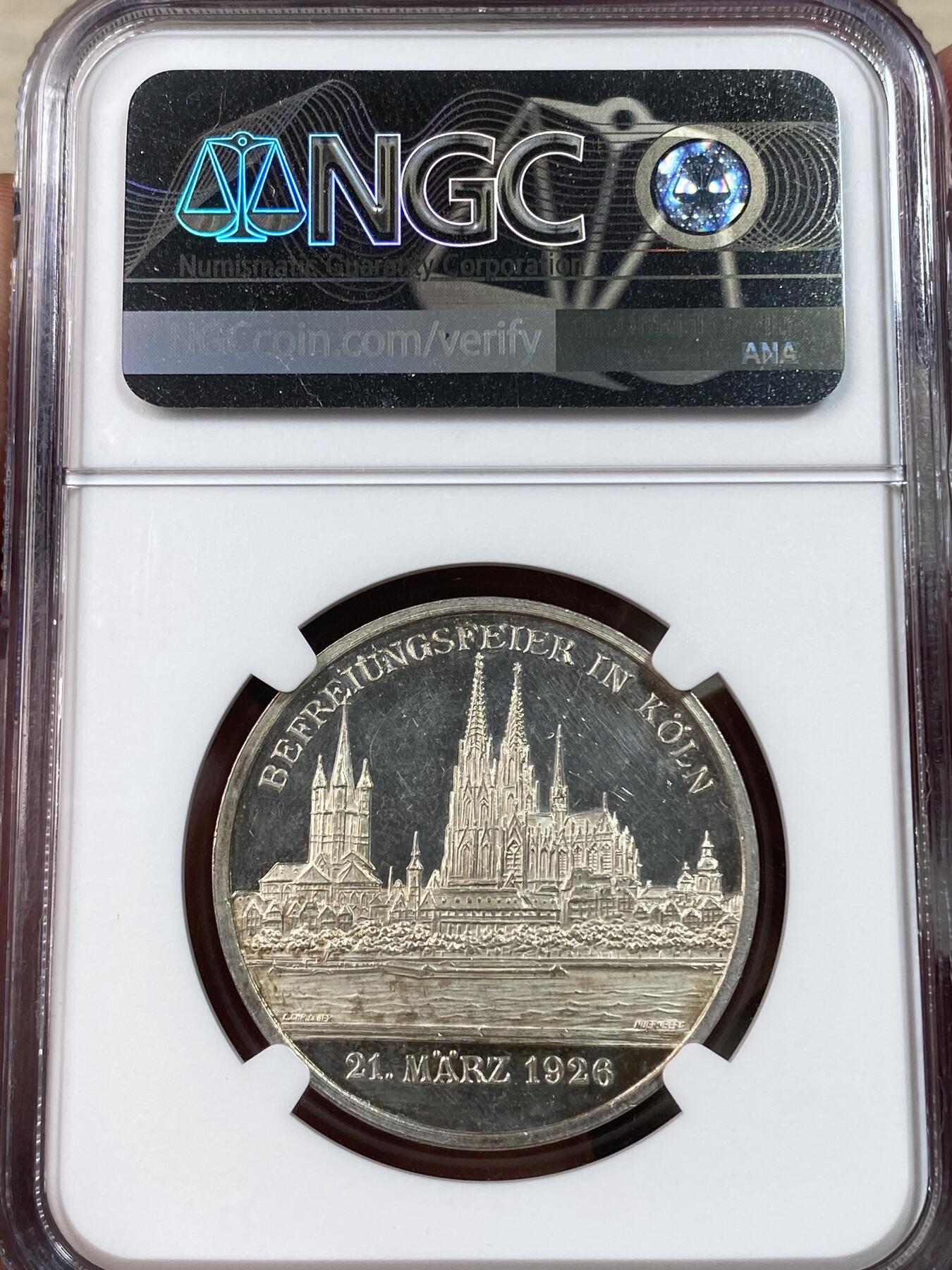 万国钱币拍卖第030期（万国三十期纪念大拍） NGC MS61 德国魏玛共和国兴登堡总统令 圣城科隆解放庆典五彩纪念银章 PROOF精致镜面冠军