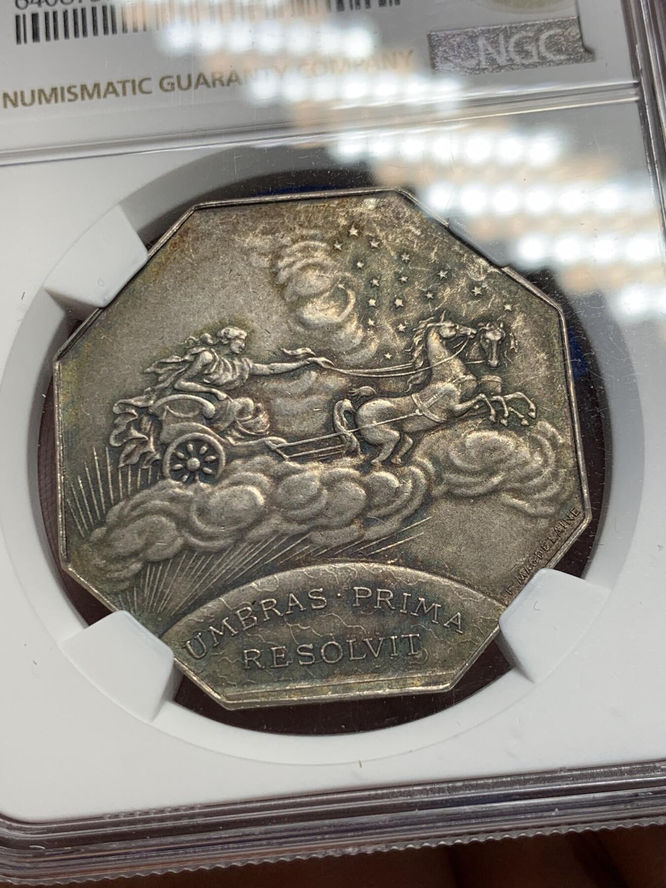 《竞宝斋》第291场- 周日，周一，周二 3场连拍 （全场包邮） NGC MS61 法国一审会议八角银质jeton，天马行空