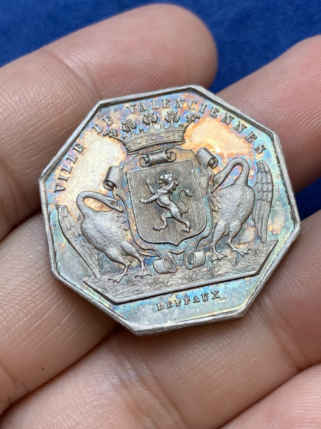 《竞宝斋》第291场- 周日，周一，周二 3场连拍 （全场包邮） 法国八角银质代币，瓦伦谢纳商会，14.96g，31mm，蜜蜂边铭