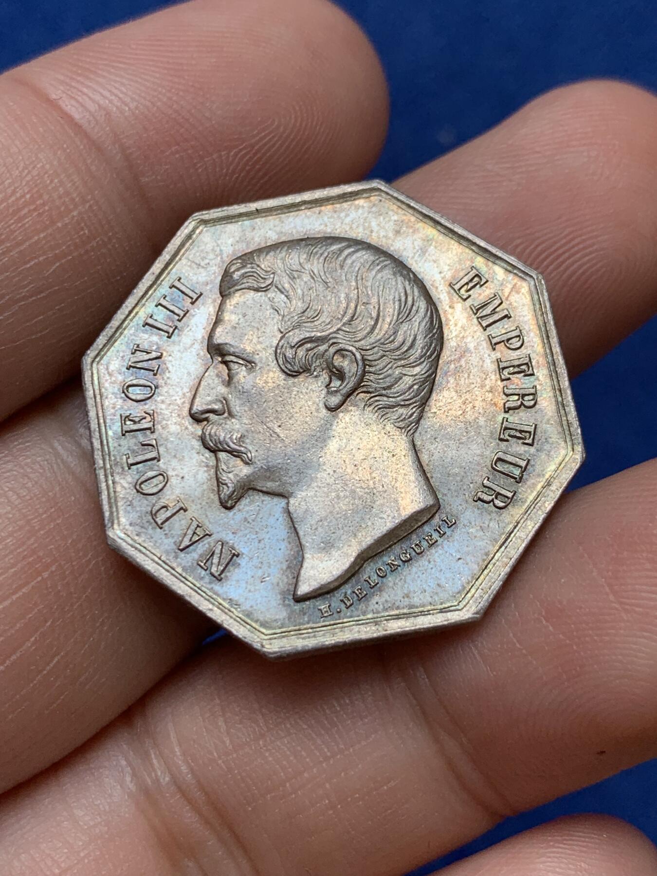 《竞宝斋》第291场- 周日，周一，周二 3场连拍 （全场包邮） 法国拿破仑三世头像帝国和中央园艺学会八角银jeton，28.6mm，10.94克，蜜蜂+ARGENT边铭