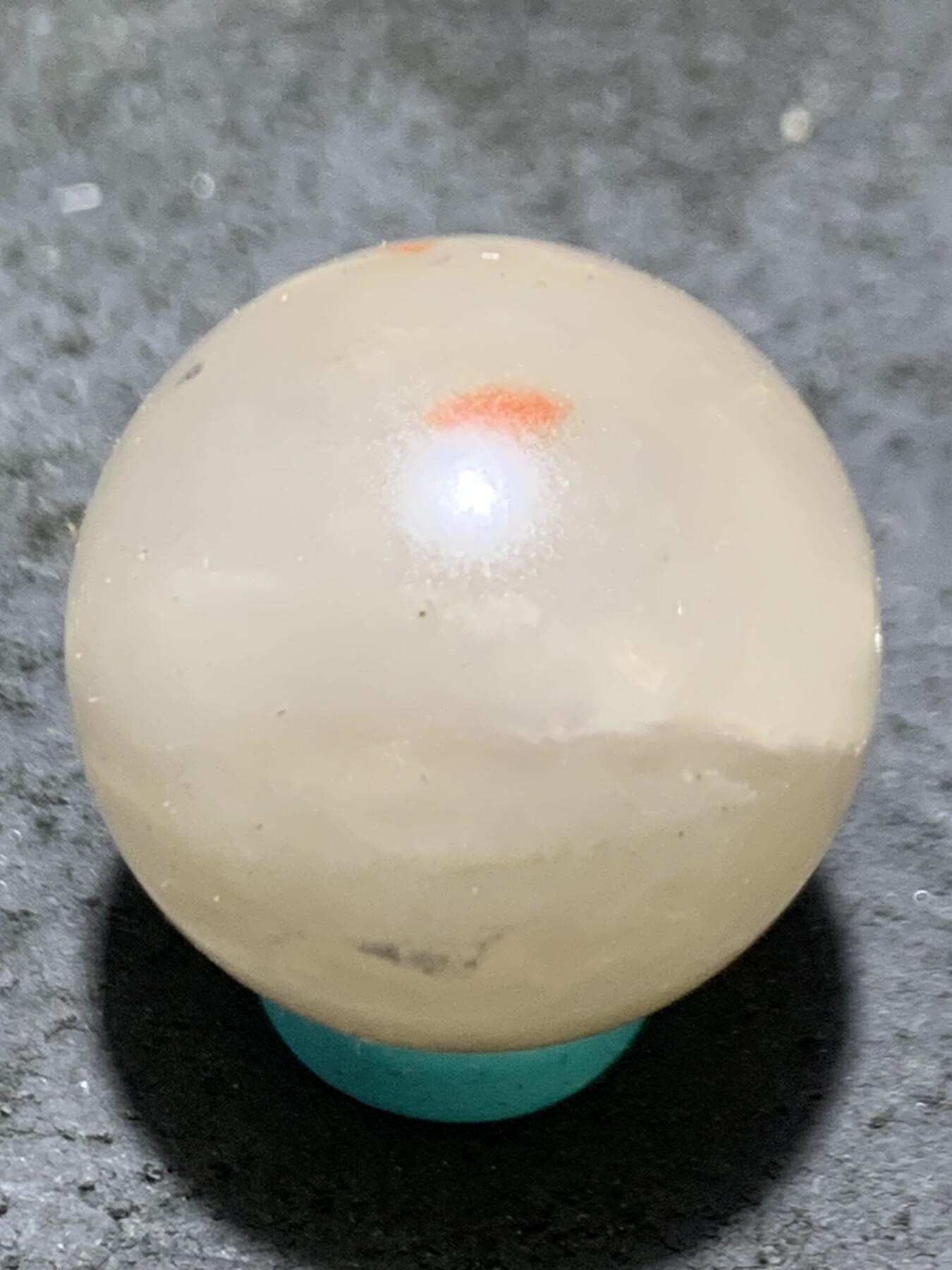精美亚光高玉化金丝玉圆珠一颗，