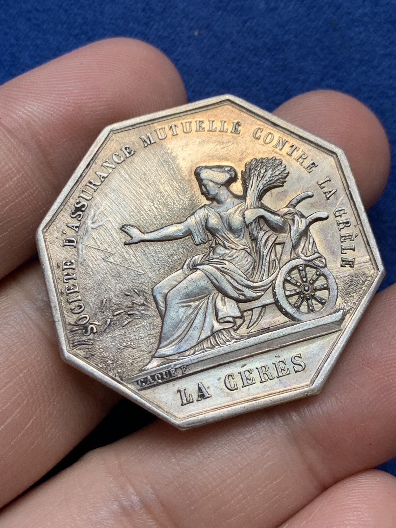 《竞宝斋》第291场- 周日，周一，周二 3场连拍 （全场包邮） 法国冰雹互助保险公司八角银质代币 闪电版 22.4g 36.5mm 手指银标 金黄包浆