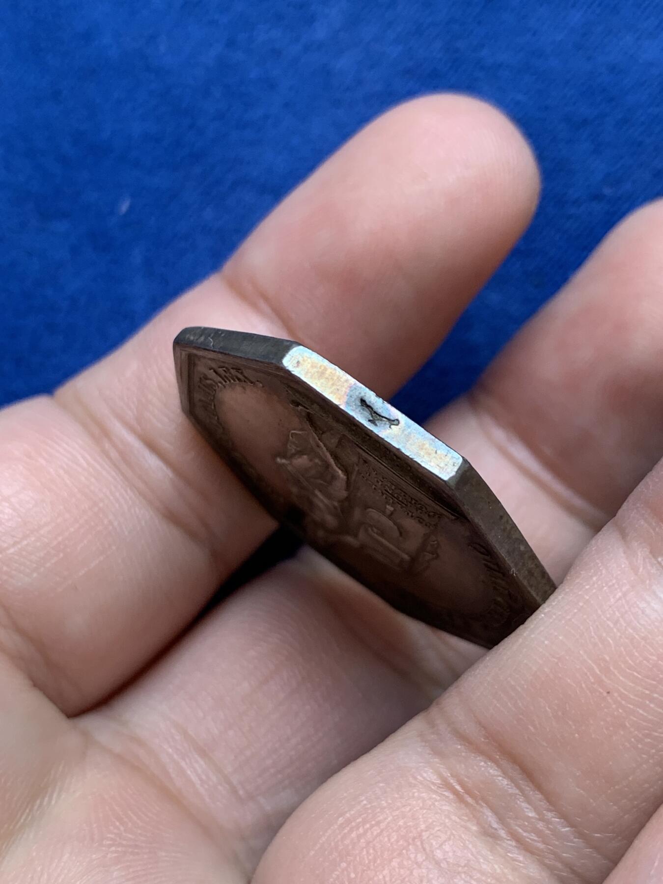 《竞宝斋》第291场- 周日，周一，周二 3场连拍 （全场包邮） 法国八角银章，菲利普一世头像奥尔良公证人，15.03g，31mm，油灯边铭