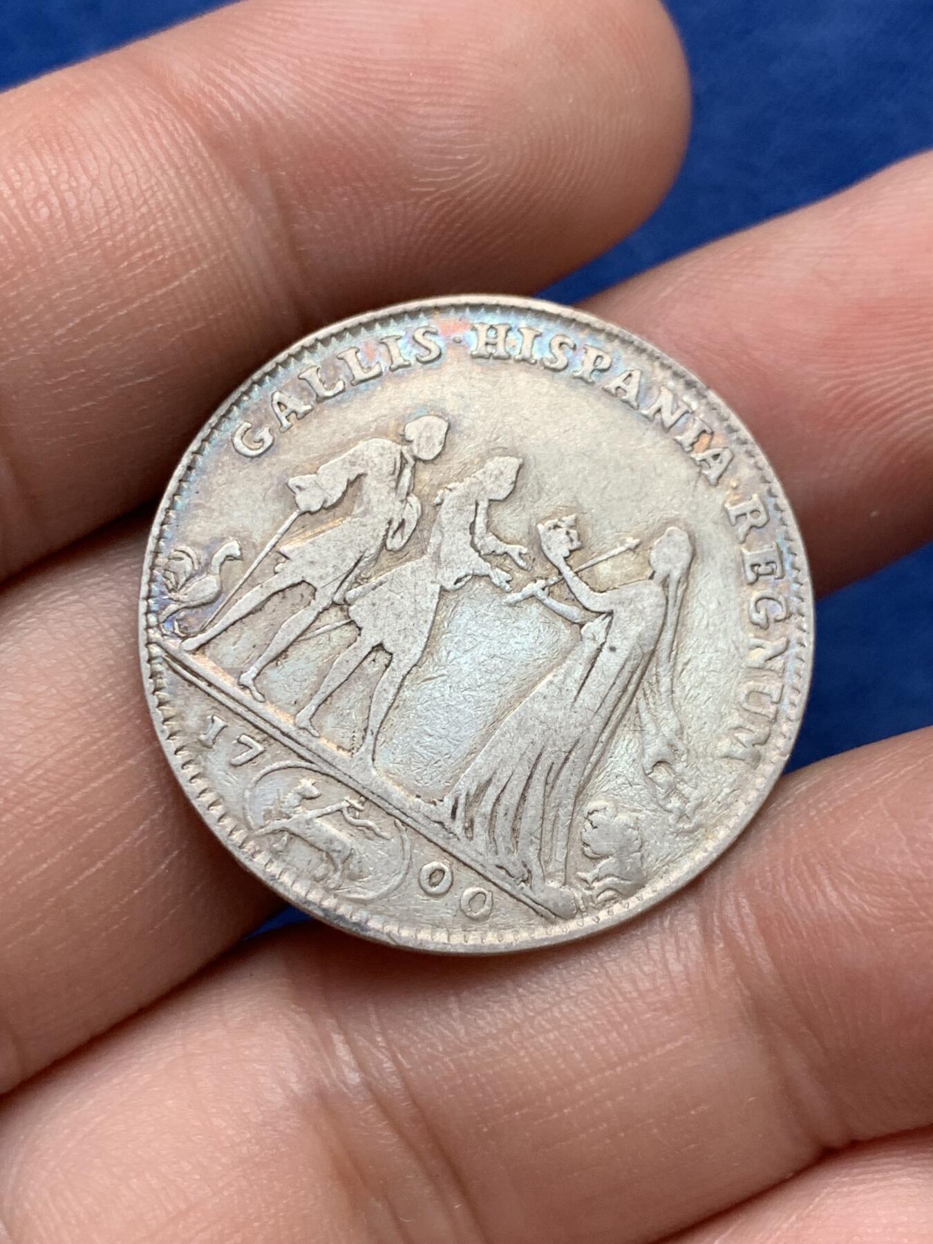 《竞宝斋》第291场- 周日，周一，周二 3场连拍 （全场包邮） 法国1701年安茹公爵登上西班牙王位纪念银质代币，8.93g，29.7mm