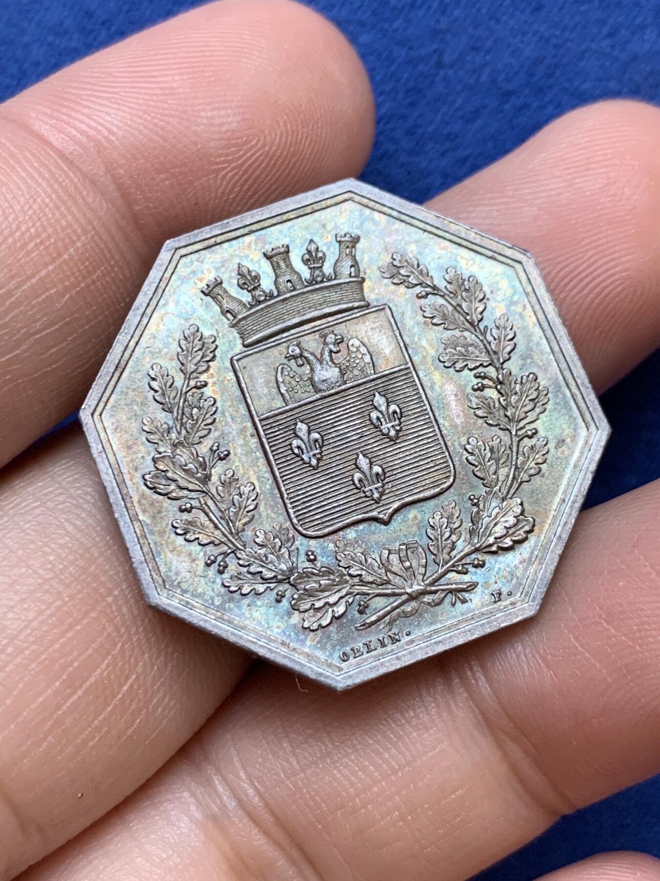 《竞宝斋》第291场- 周日，周一，周二 3场连拍 （全场包邮） 1821年法国凡尔赛镇公民权（双头鸡）八角银jeton，30.4mm，11.72克，早期无边铭