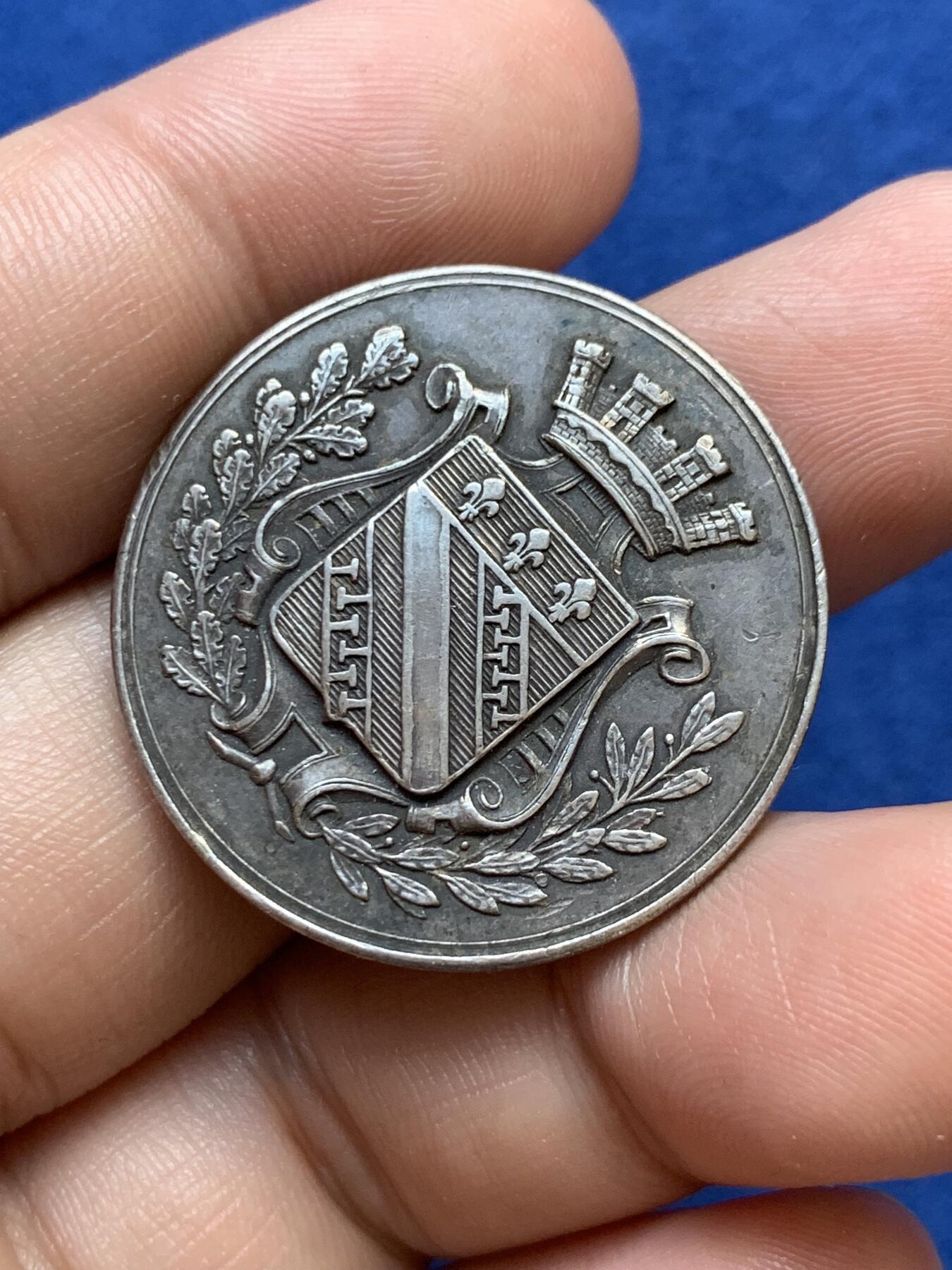 《竞宝斋》第291场- 周日，周一，周二 3场连拍 （全场包邮） 法国特鲁瓦市政委员会银质代币，15.89g，32.4mm，丰饶角边铭