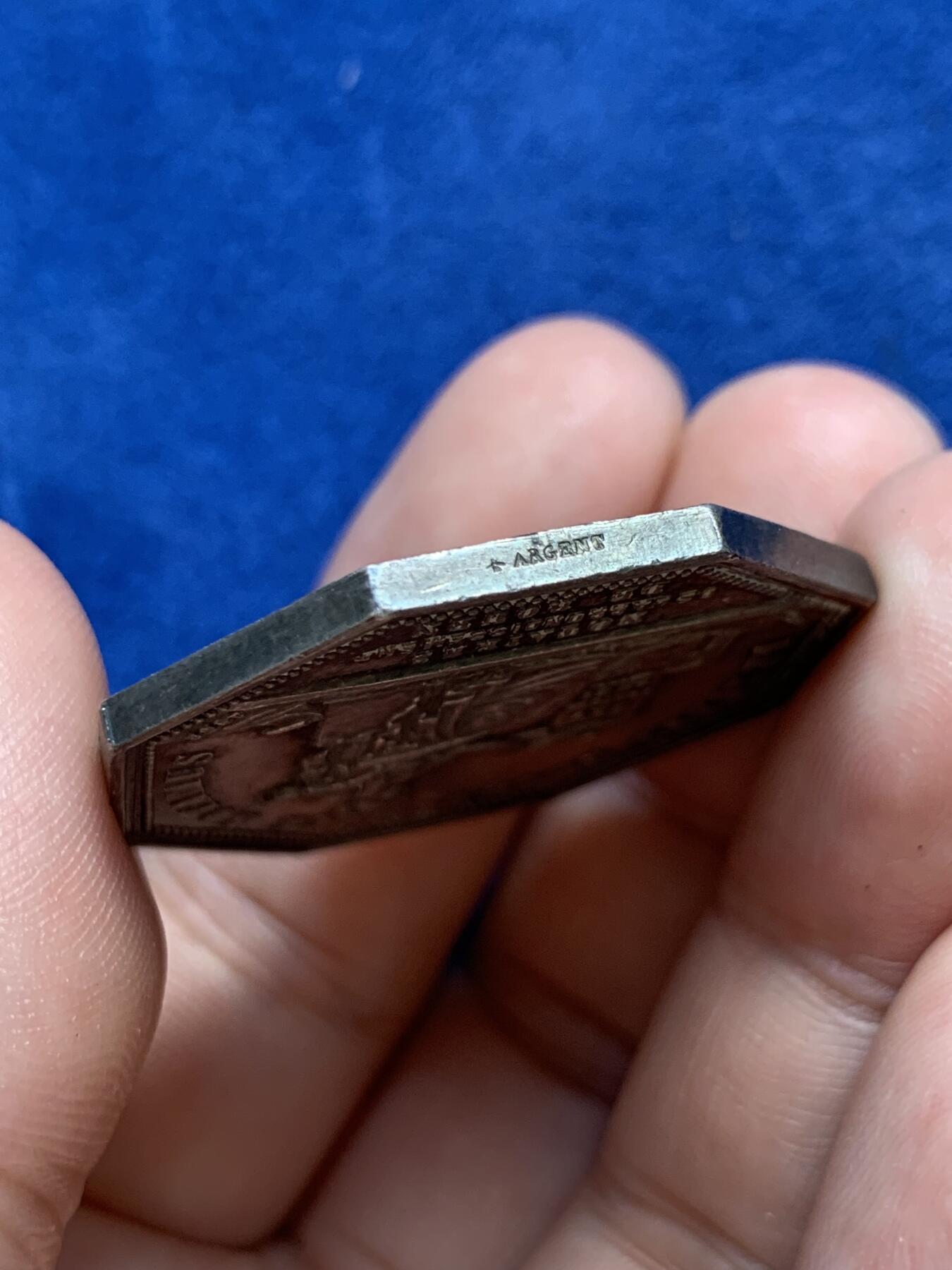 《竞宝斋》第291场- 周日，周一，周二 3场连拍 （全场包邮） 法国拿破仑三世头像鲁昂公证人八角银质代币，21.50g，36.2mm，蜜蜂边铭