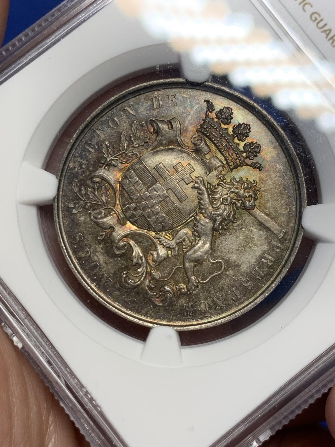 《竞宝斋》第291场- 周日，周一，周二 3场连拍 （全场包邮） NGC-MS64 比利时1859年伊普尔市议会出席银章，五彩狮子