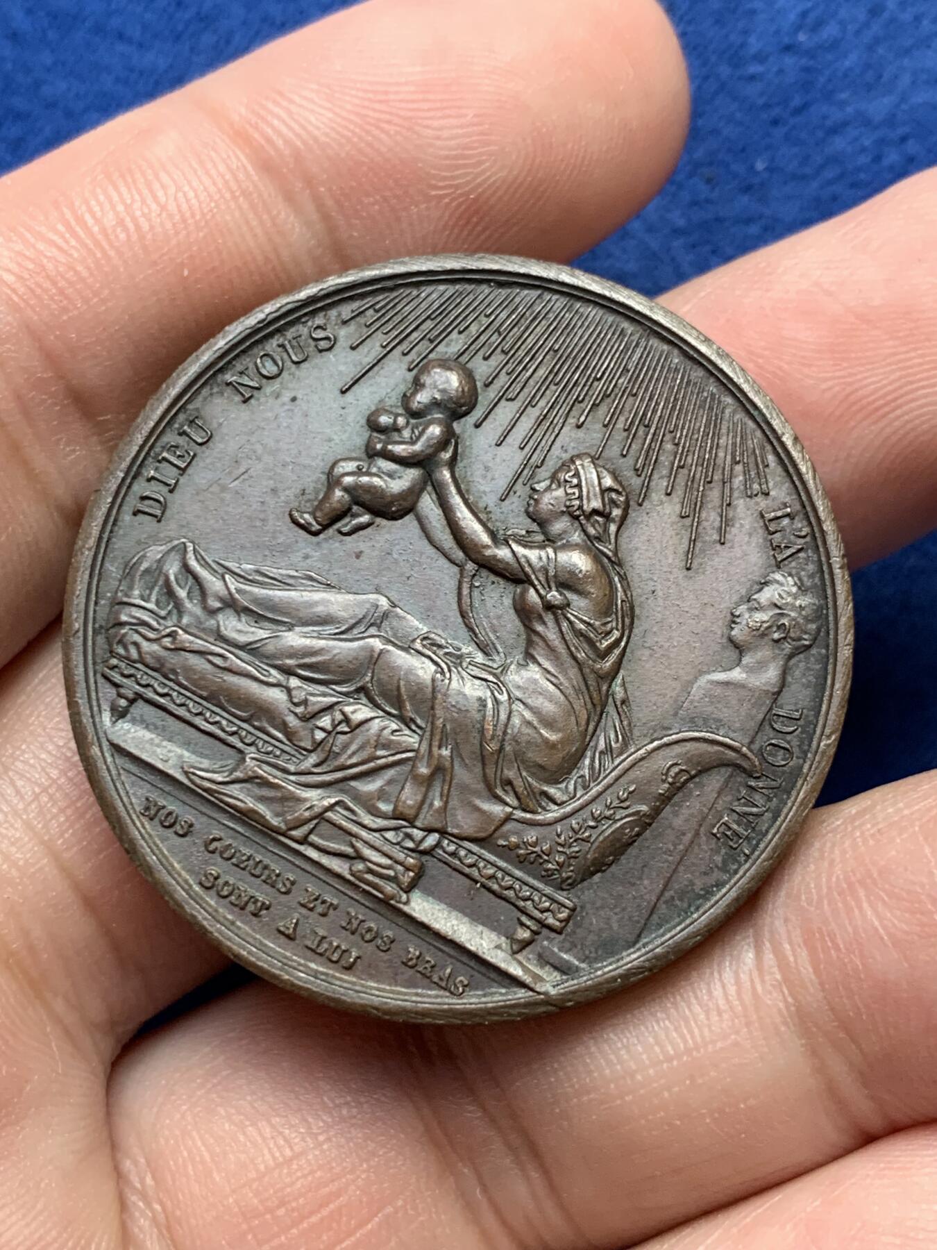 《竞宝斋》第291场- 周日，周一，周二 3场连拍 （全场包邮） 法国1820年查理十世王孙（亨利五世）出生纪念铜章，32.29g，38mm，1842年以前无边铭