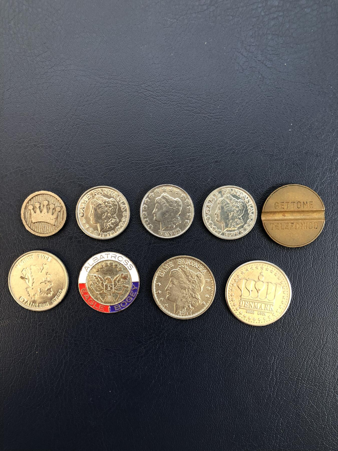 娃娃家-七月、第十五场 美国代币.小章牌-9枚