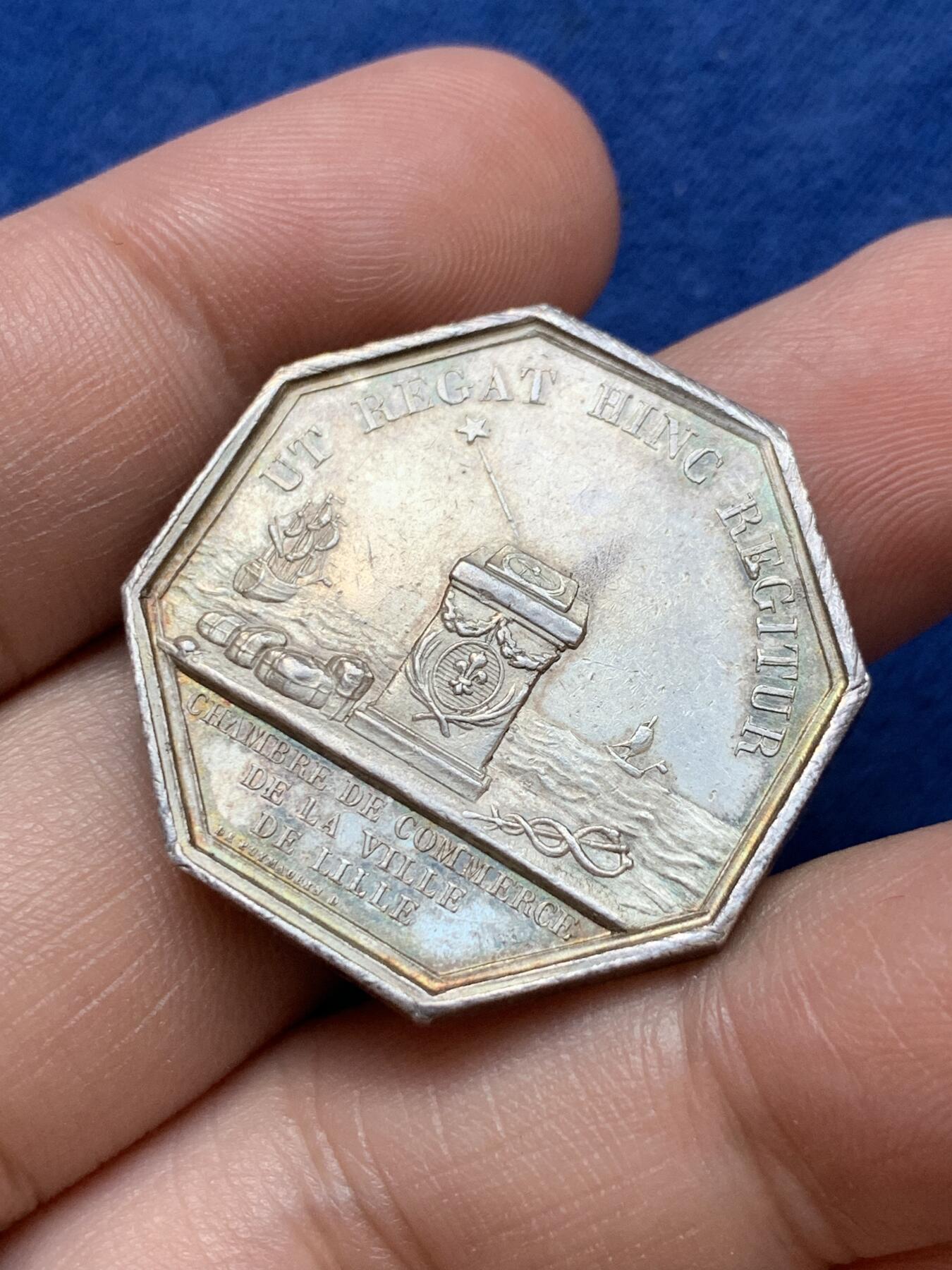 《竞宝斋》第291场- 周日，周一，周二 3场连拍 （全场包邮） 法国查理十世头像里尔市商会八角银质代币 13.03克 30.6mm 早期无边铭