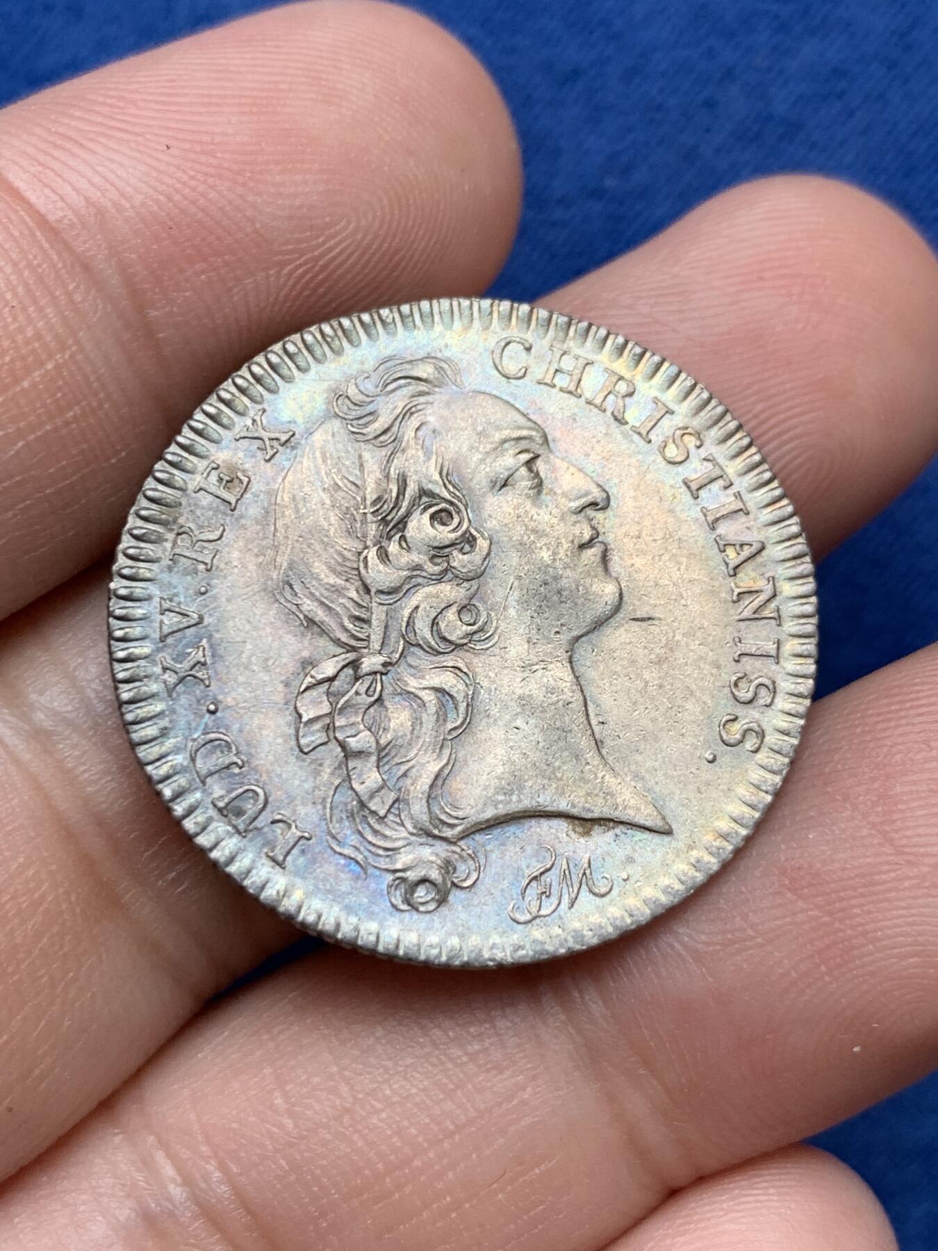 《竞宝斋》第291场- 周日，周一，周二 3场连拍 （全场包邮） 法国路易十五头像拉罗谢尔商会银质代币，7.49g，28.8mm