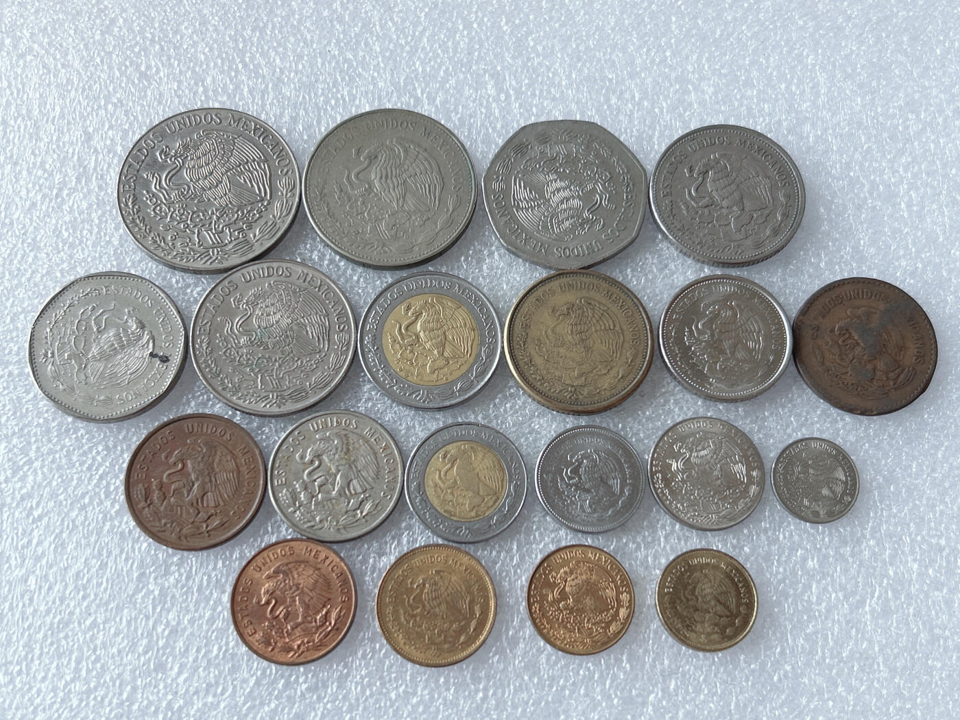 第一海外回流一元起拍收藏 散币专场 第103期 墨西哥硬币 20枚 无重复