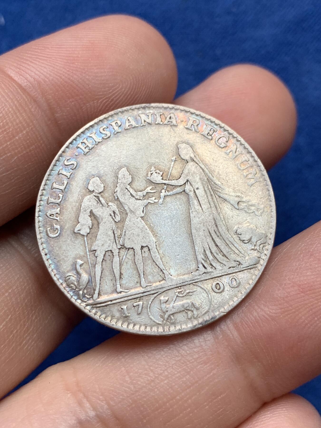 《竞宝斋》第291场- 周日，周一，周二 3场连拍 （全场包邮） 法国1701年安茹公爵登上西班牙王位纪念银质代币，8.93g，29.7mm