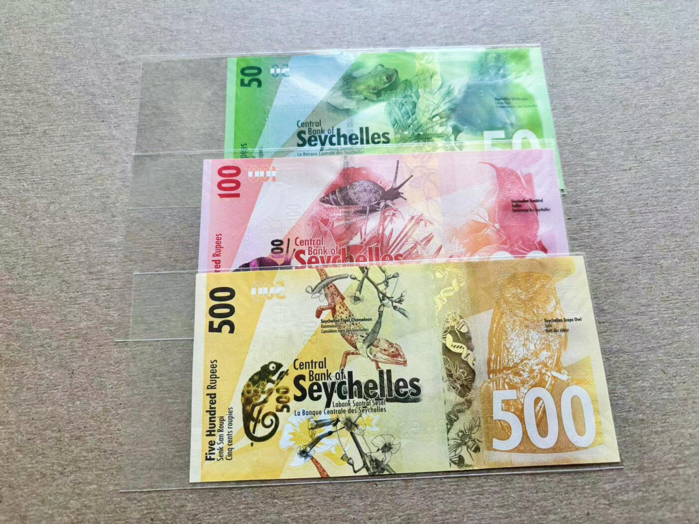 【Blue Auction】✨世界纸币精拍第511期【精】 【一组3张】塞舌尔 50-100-500卢比 全新UNC 