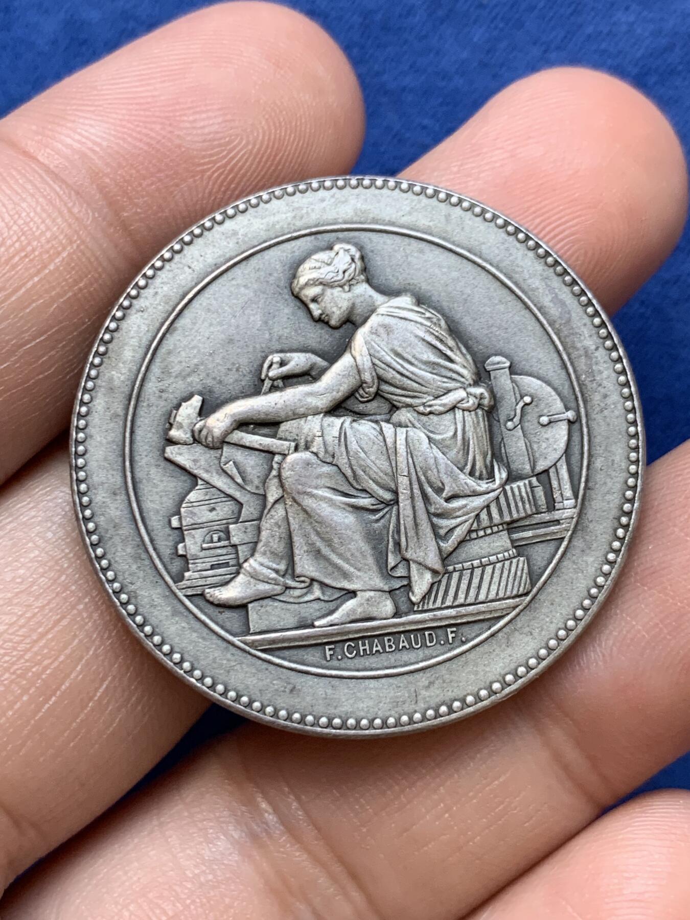 《竞宝斋》第291场- 周日，周一，周二 3场连拍 （全场包邮） 法国工匠镀银铜章 23.93克 36.2mm 铸造精致