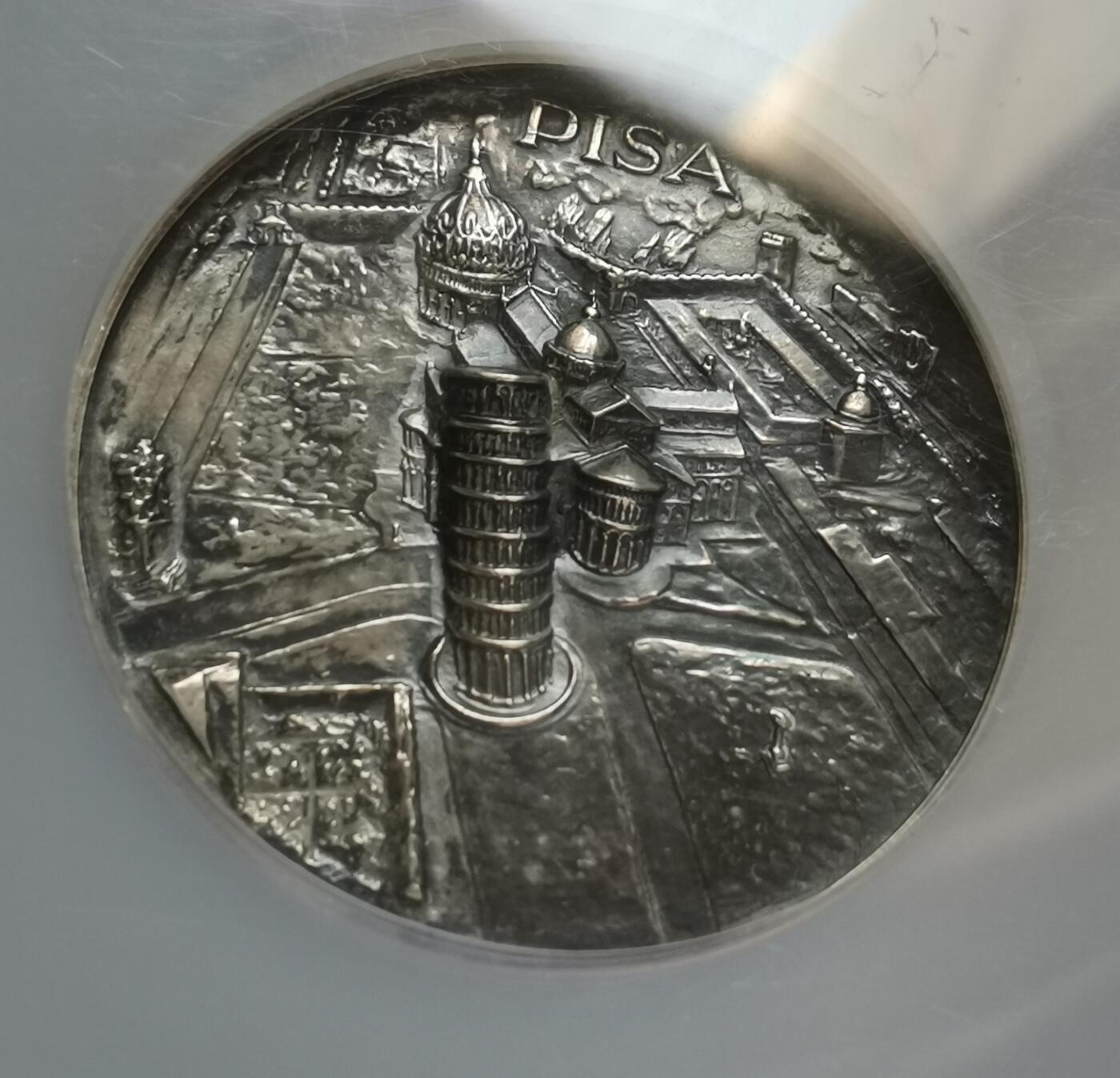 瓶子🏺第151期拍卖会  超大尺寸  意大利1900年左右比萨斜塔纪念景观银章  55毫米