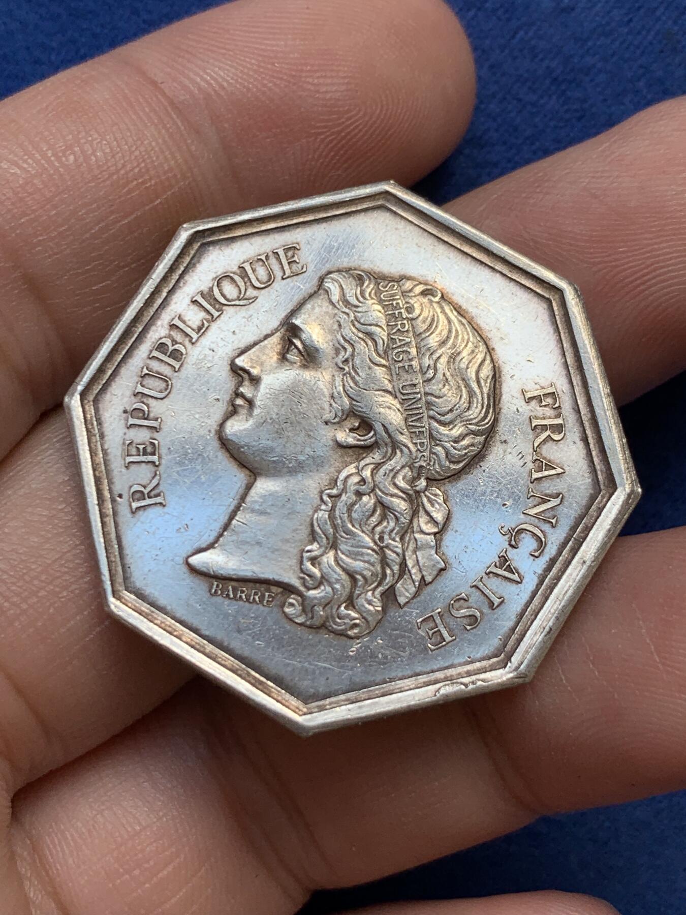 《竞宝斋》第291场- 周日，周一，周二 3场连拍 （全场包邮） 法国八角银质代币，克莱蒙公证处，15.94g，33.7mm，丰饶角边铭