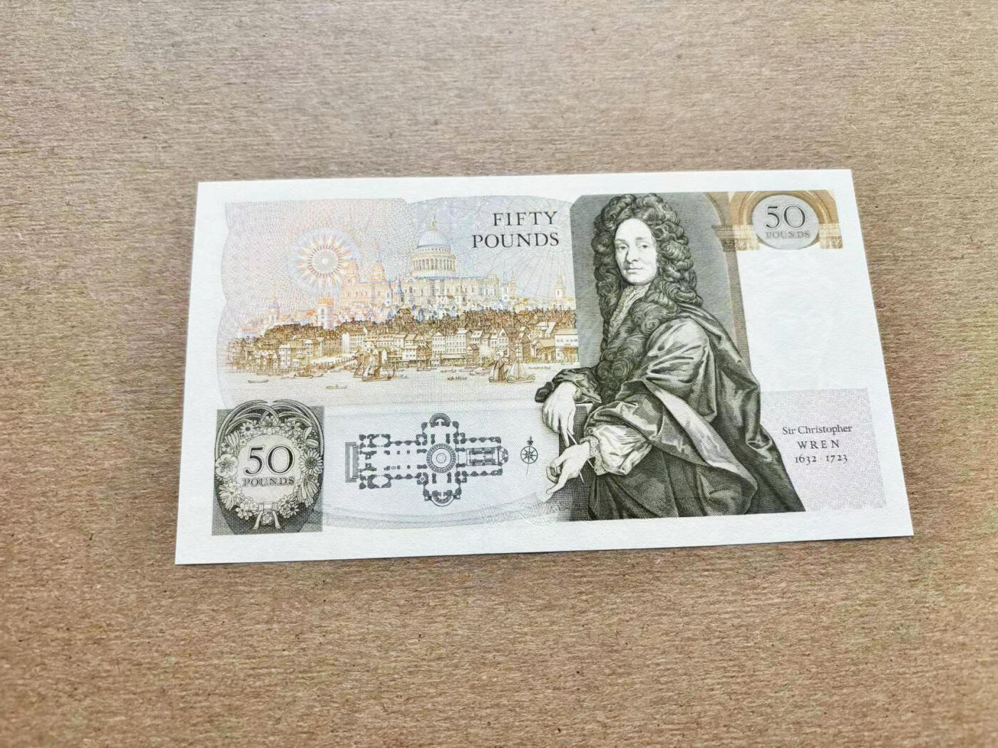 【Blue Auction】✨世界纸币精拍第511期【精】 【无47】英国 D序列50镑 UNC-