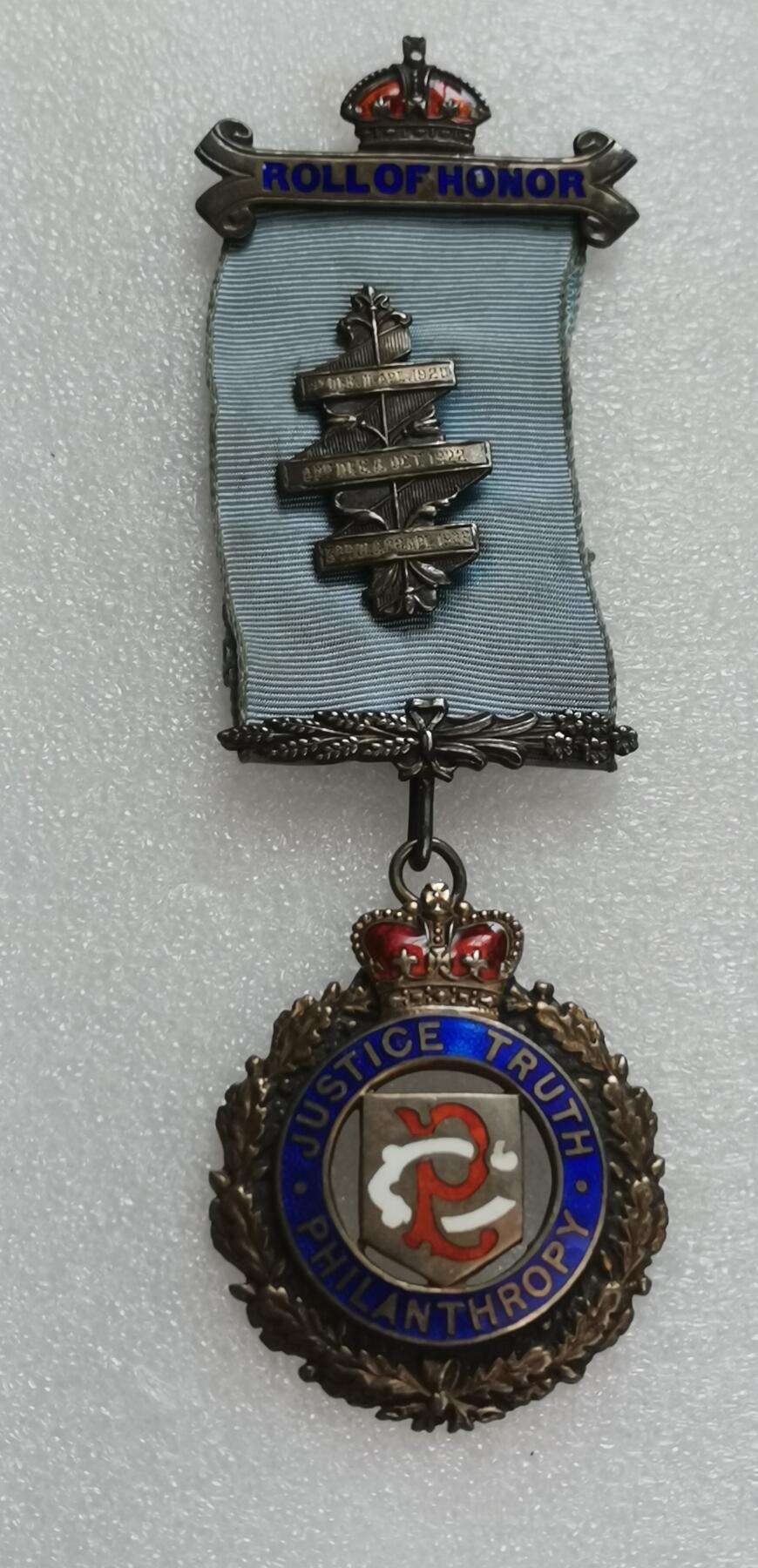 瓶子🏺第151期拍卖会  共济会二战时期1942年纪念银章  原盒 37克