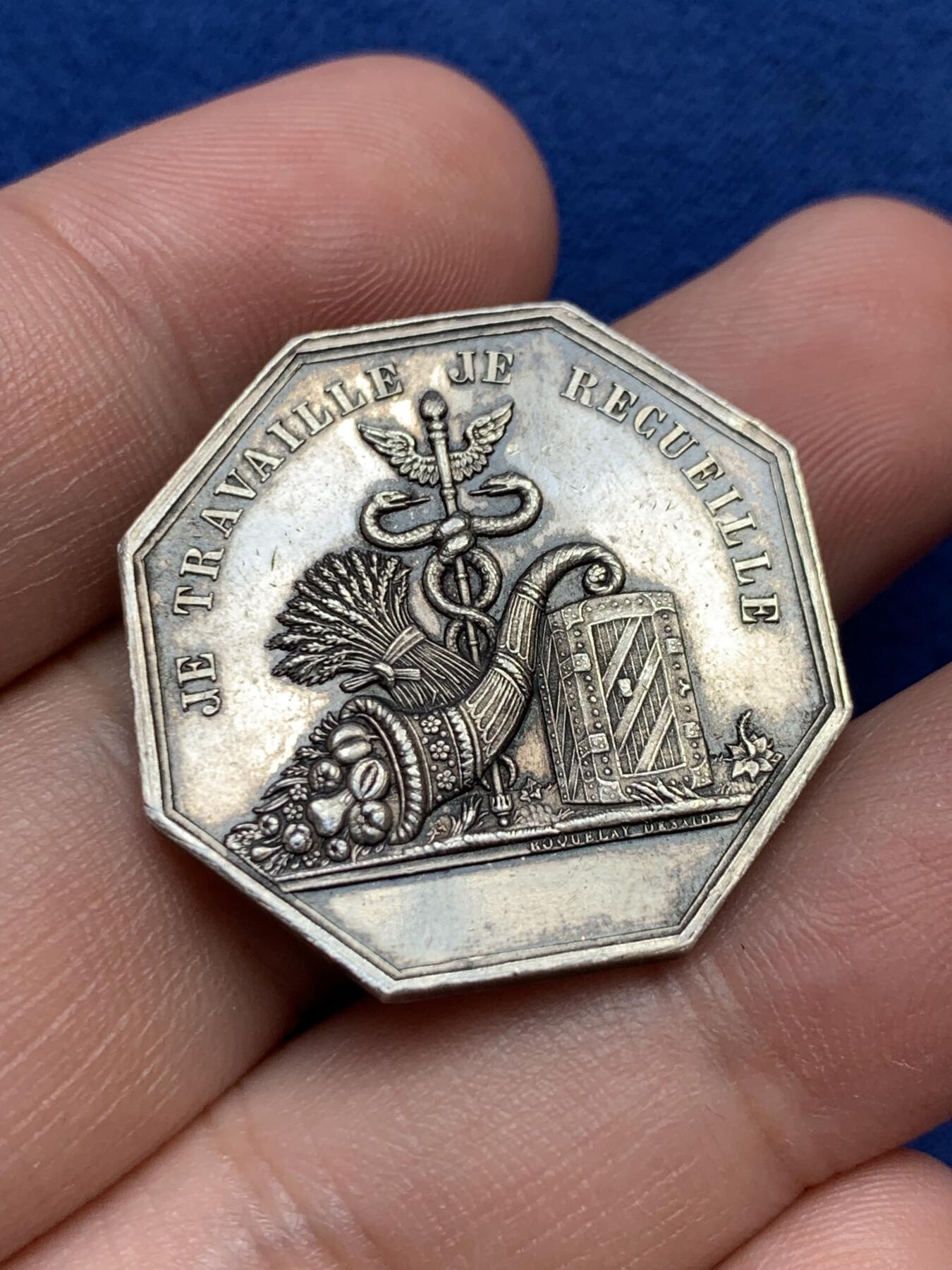 《竞宝斋》第291场- 周日，周一，周二 3场连拍 （全场包邮） 法国皮蒂维埃储蓄银行八角银质代币，12.52，29.2mm，丰饶角边铭