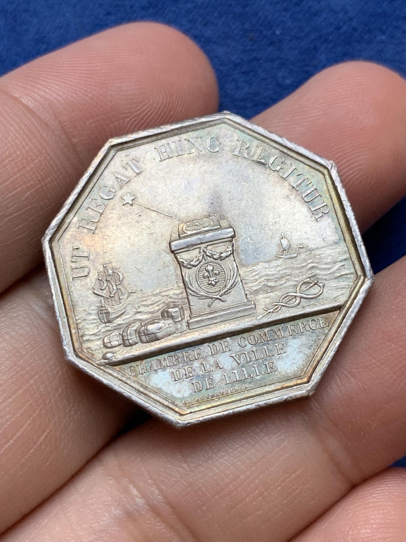 《竞宝斋》第291场- 周日，周一，周二 3场连拍 （全场包邮） 法国查理十世头像里尔市商会八角银质代币 13.03克 30.6mm 早期无边铭