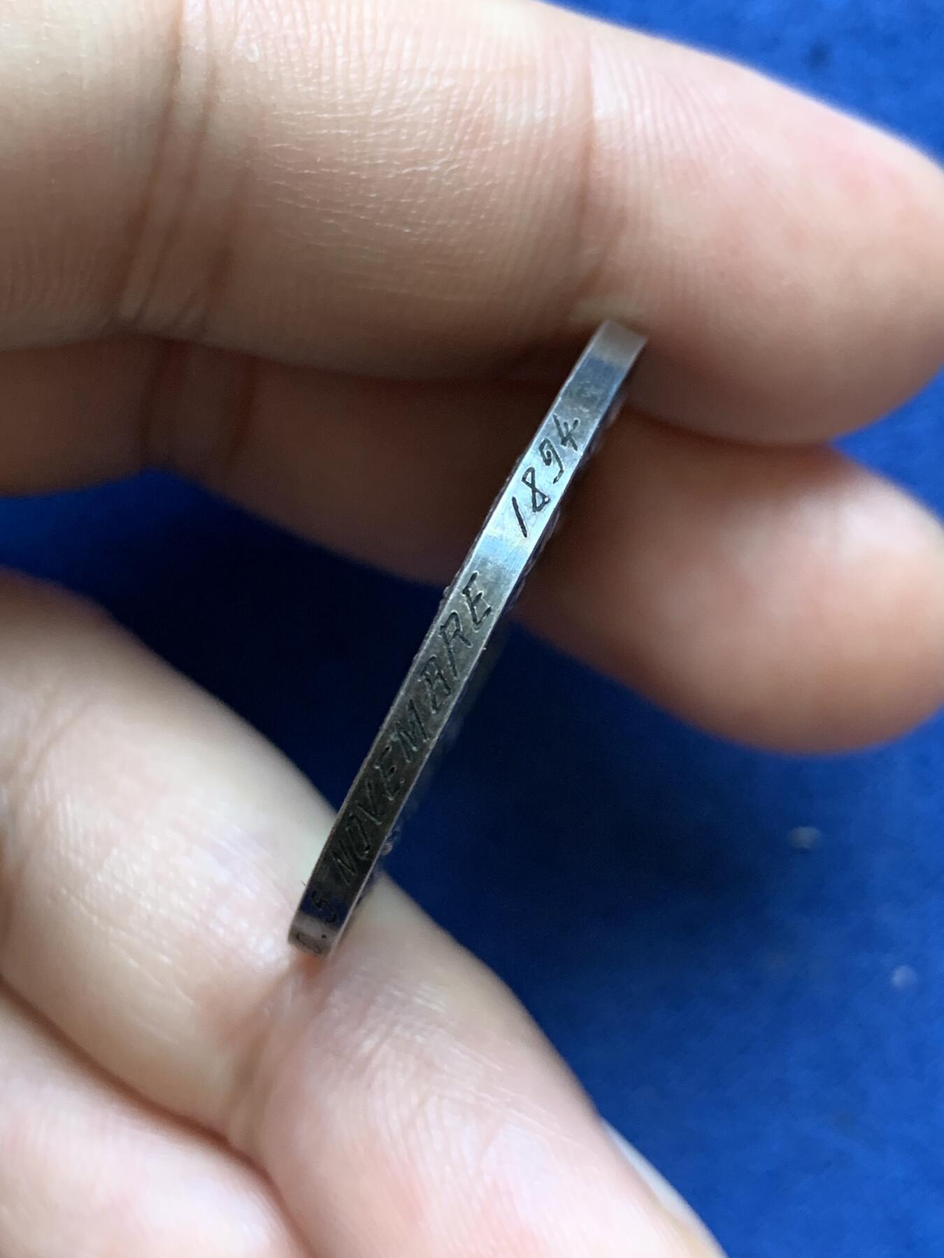 《竞宝斋》第291场- 周日，周一，周二 3场连拍 （全场包邮） 1894年法国婚姻纪念圆型银代币 丰饶角边铭 32mm 16.2g